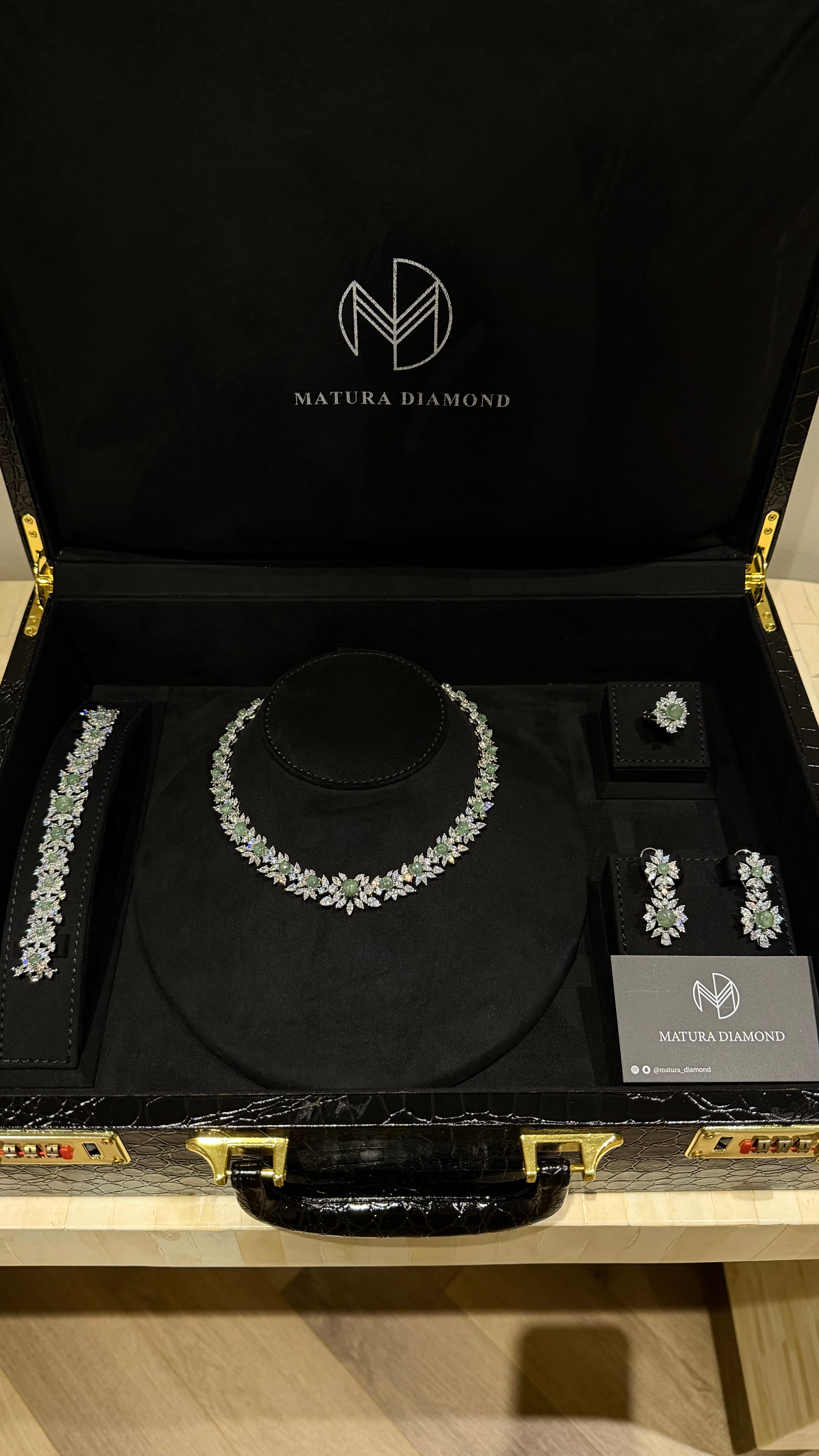 CHOKER WRD | GREEN