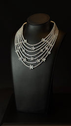 FLOWERS | LINES & WHITE