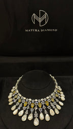 DEIRA | MO PEARL & WHITE