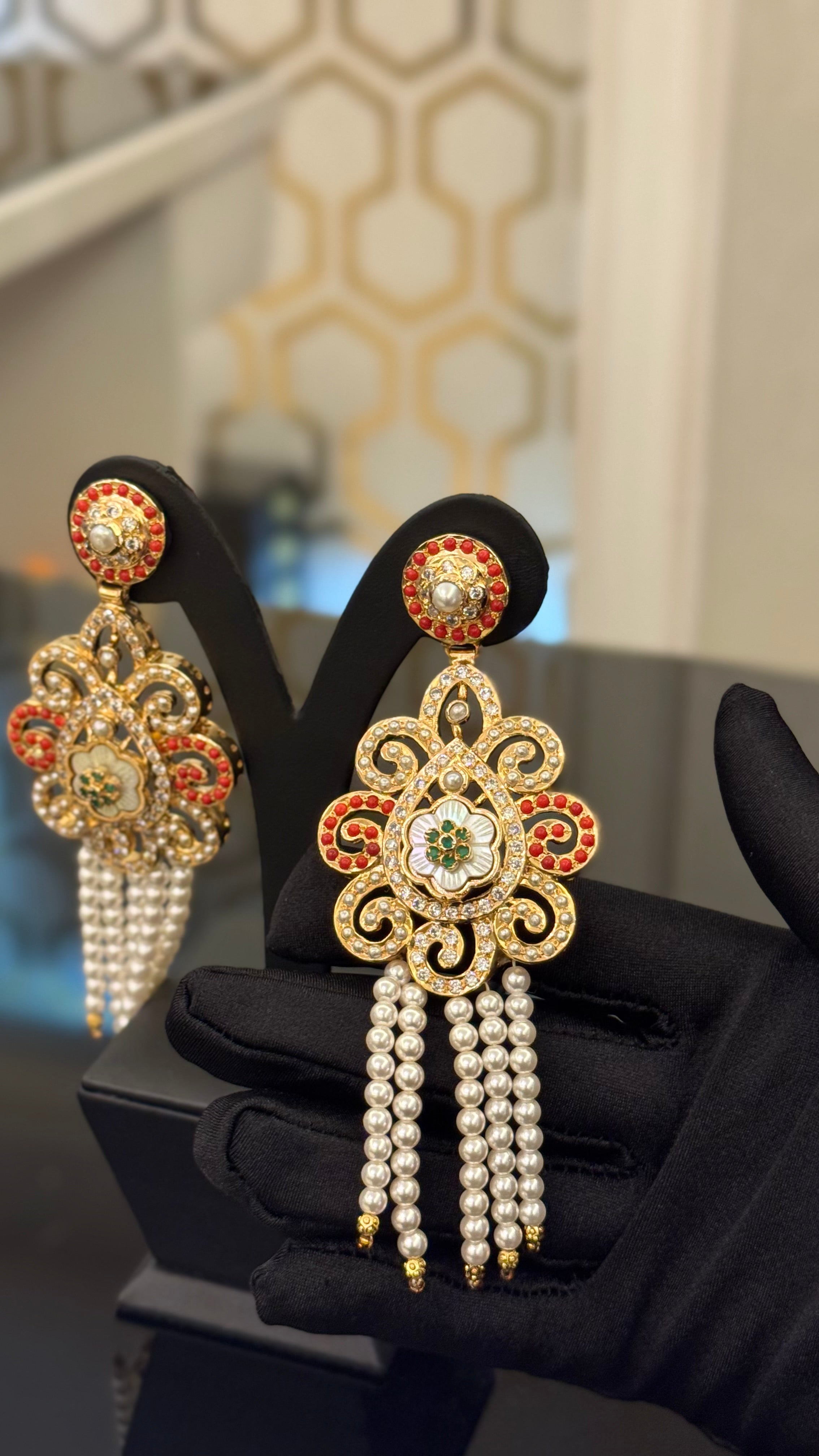 NO.036 | PEARLS & ORANGE