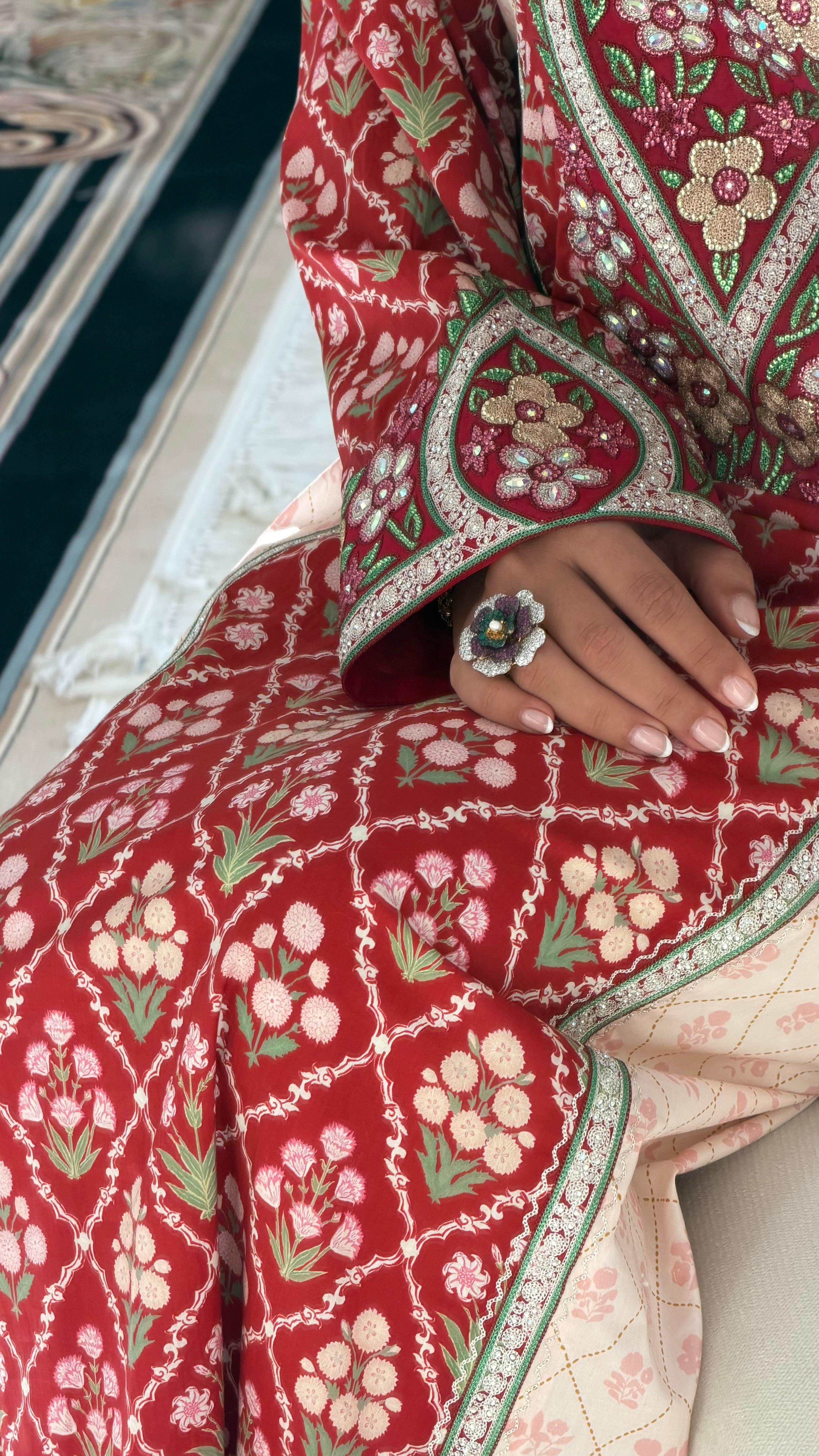 009 | FLOWER WITH RING