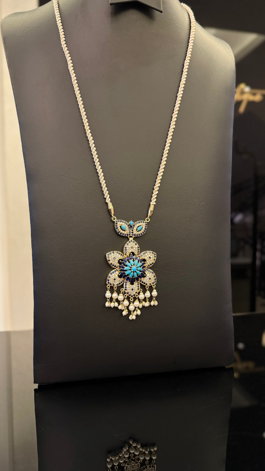 NO.065 | BLUE & FLOWERS