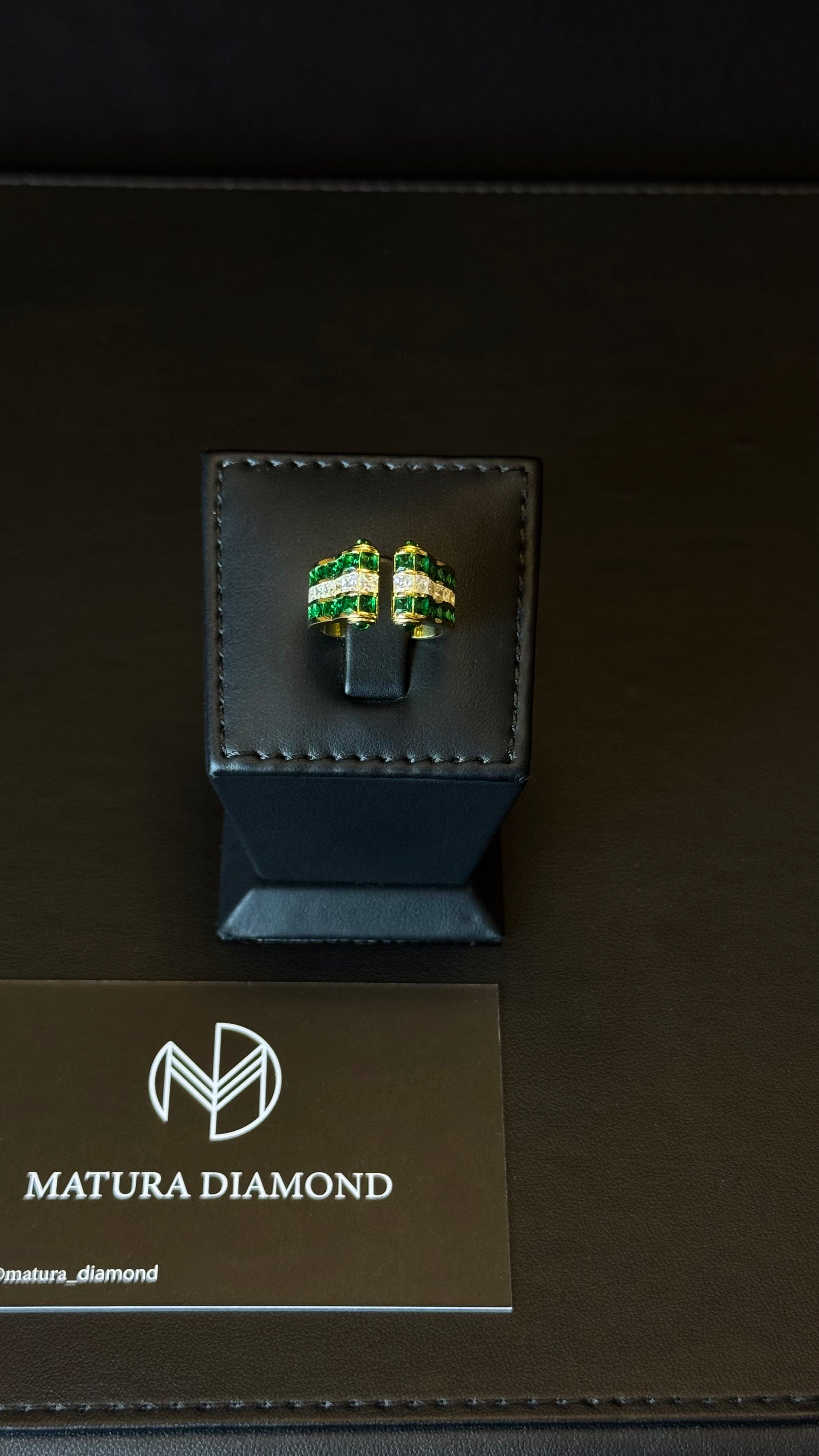 GREEN & SILVER | 031