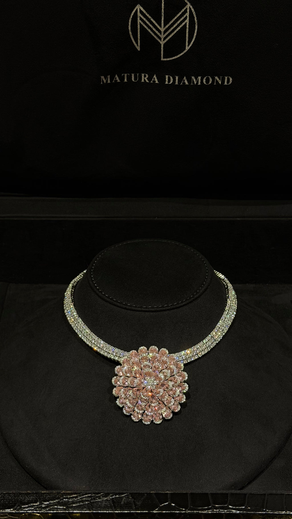 ALTWAR | PINK & FLOWERS