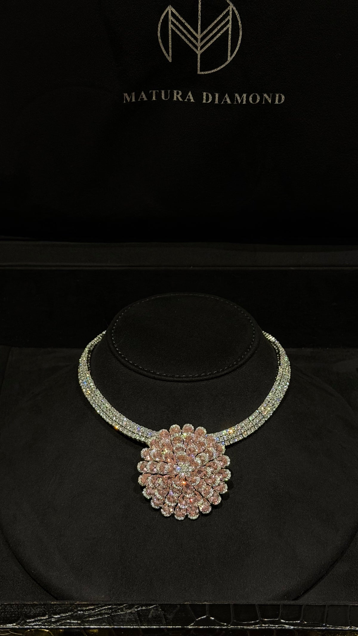 ALTWAR | PINK & FLOWERS