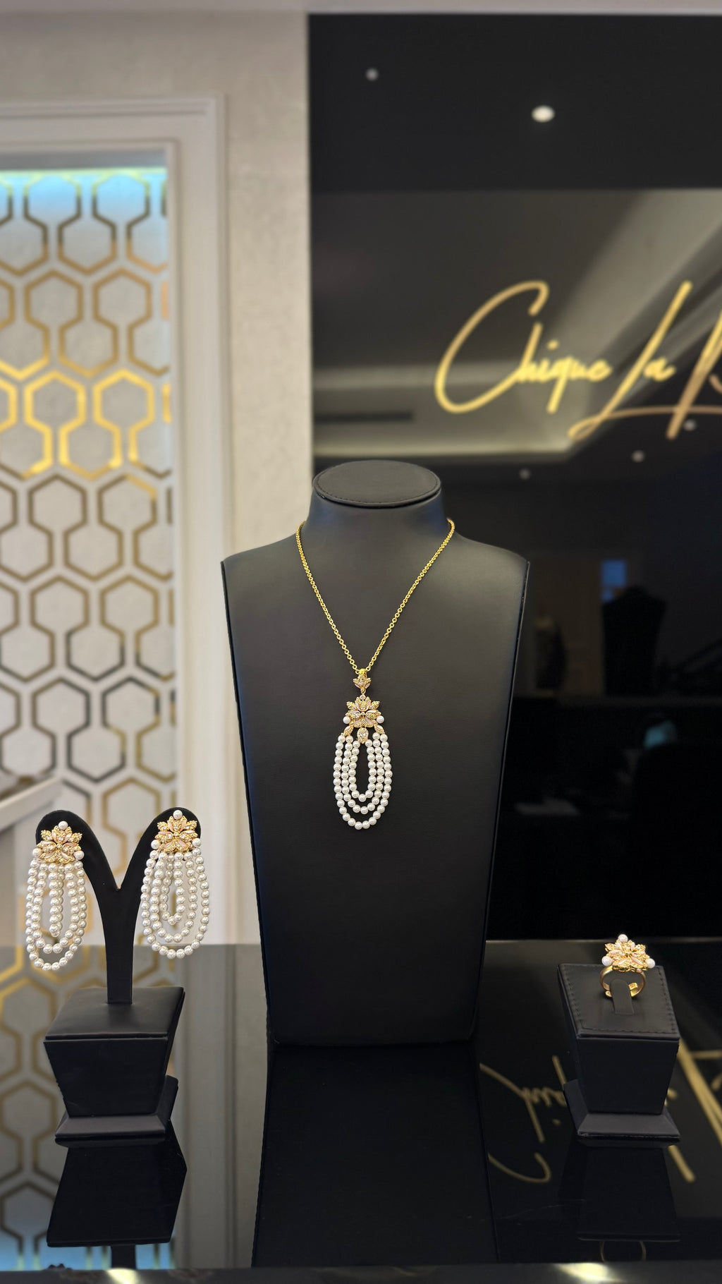 SILVER 048 | CHAIN & GOLDEN