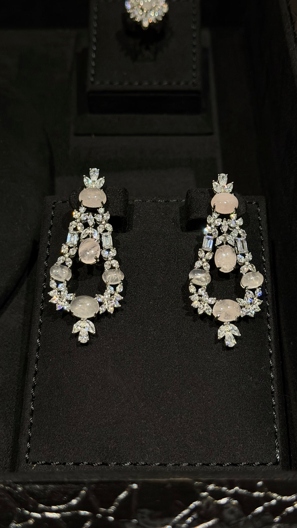 HATTA | ROZE QUARTZ & PINK & LINES