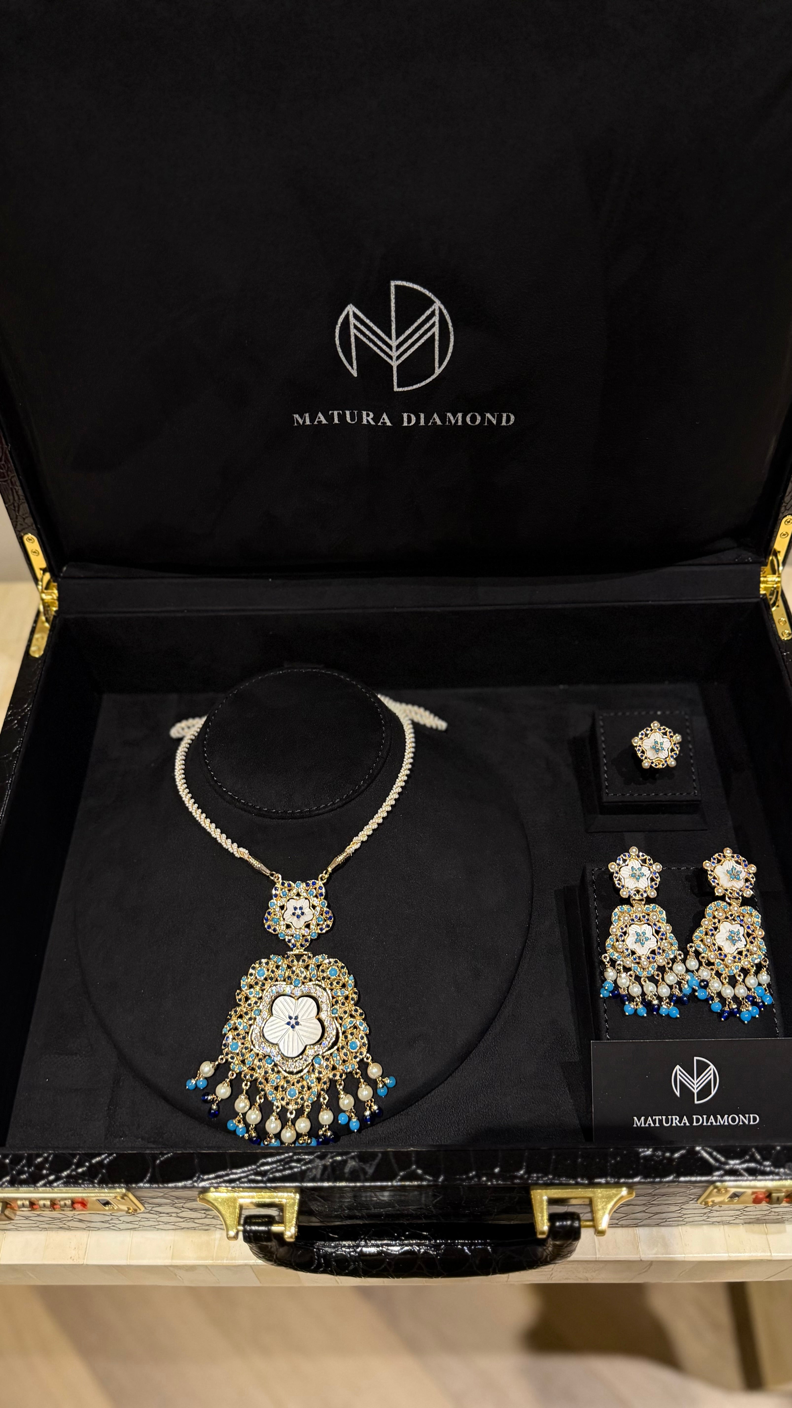 NO.020 (3) | PEARLS & TUR & GOLDEN