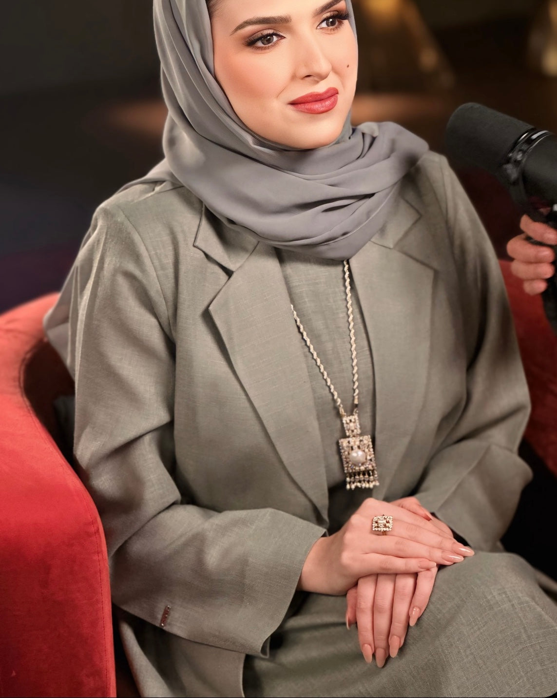 NO.94 | PEARLS & GOLDEN