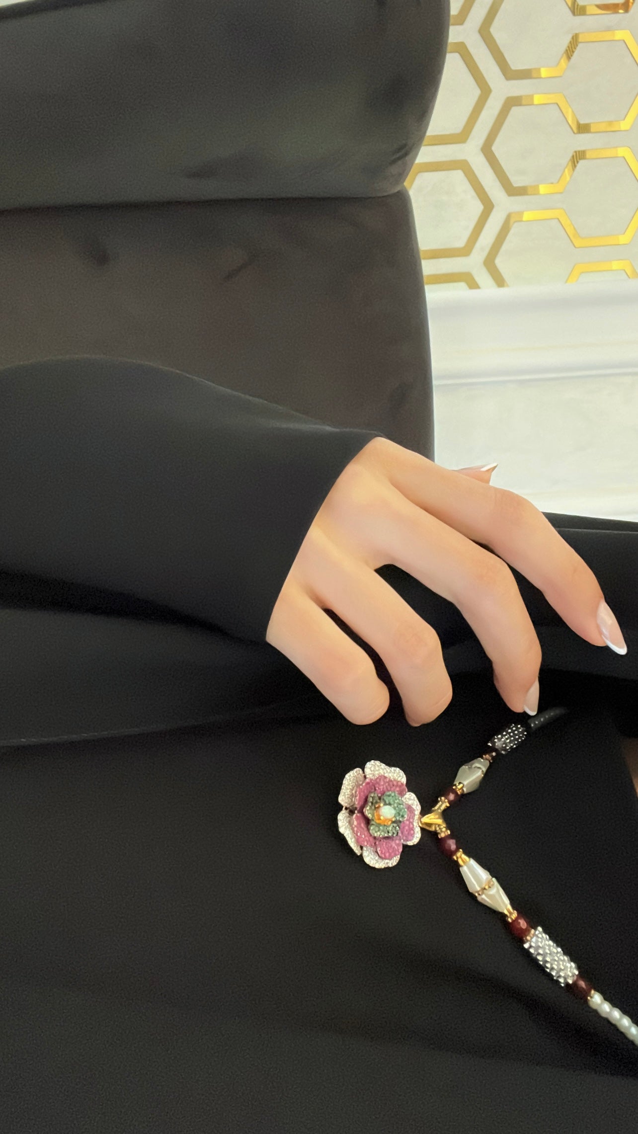 009 | FLOWER WITH RING