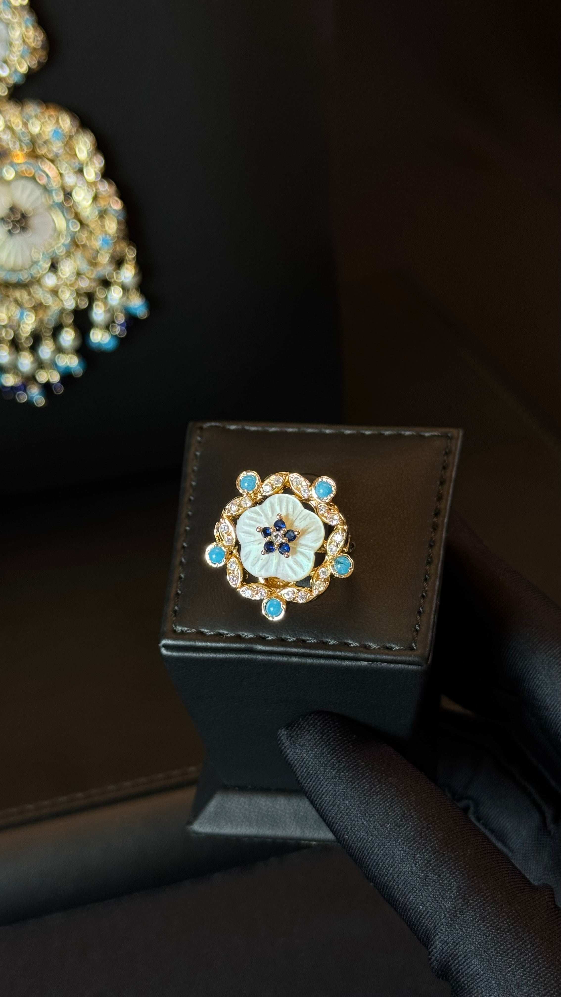 NO.020 | PEARLS & TUR & GOLDEN