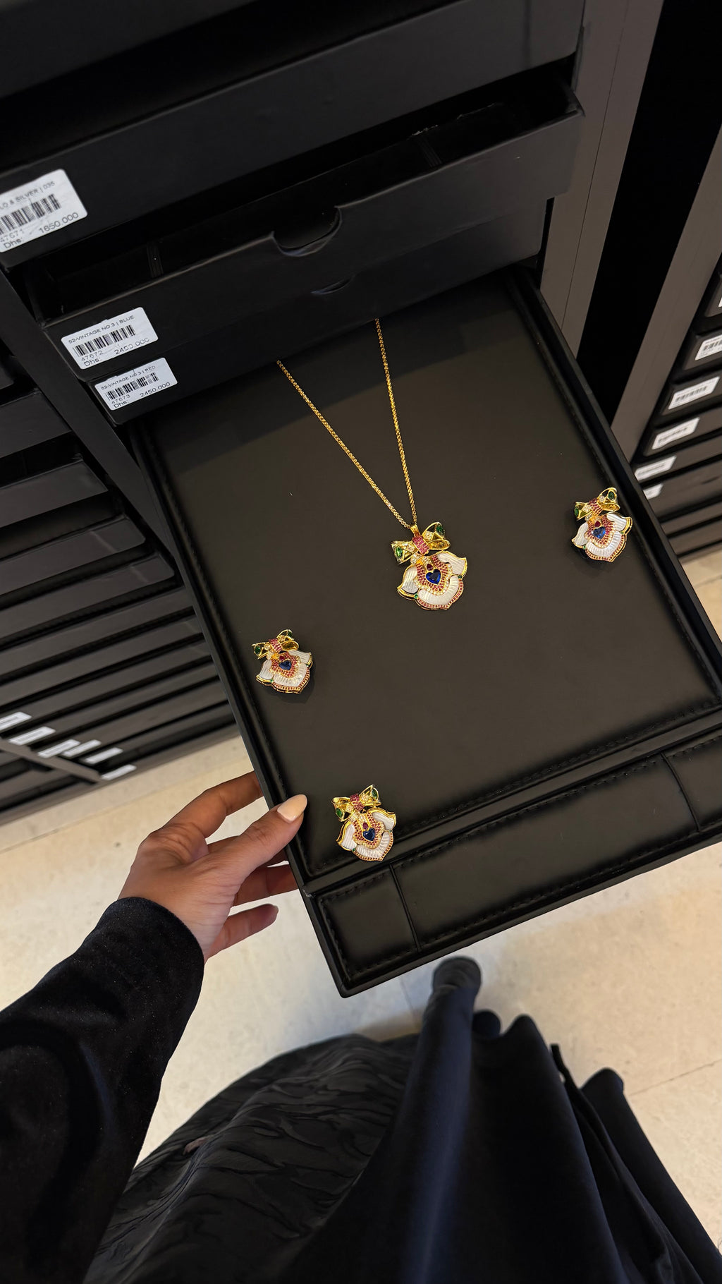 VINTAGE NO.1 | SILVER & GOLDEN