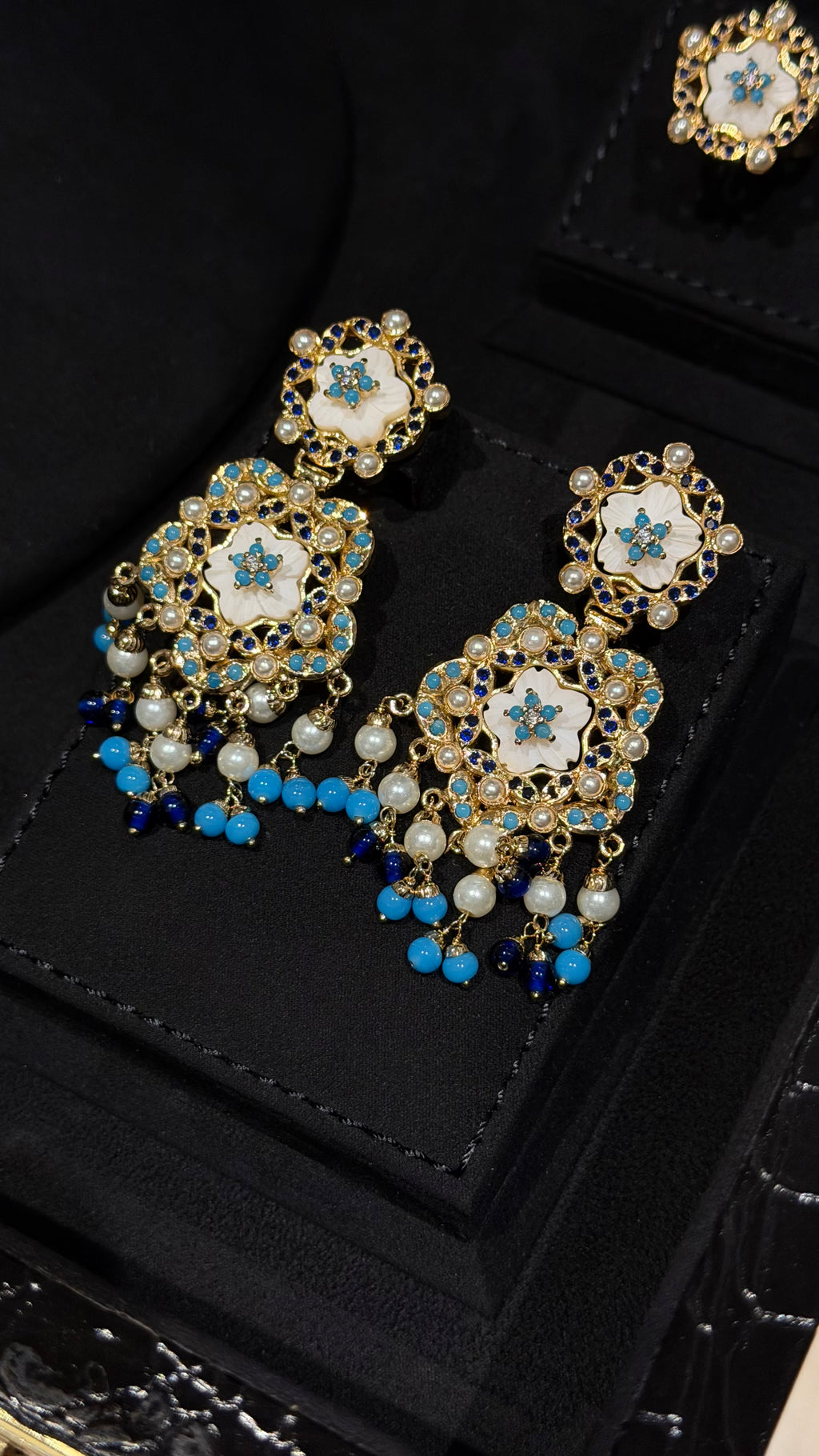 NO.020 (2) | PEARLS & TUR & GOLDEN