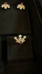ALYAHAR | PURPLE & PEARLS & R.GOLDEN