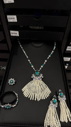 ALHOSN | PEARLS & TURQUOISE & PURPLE