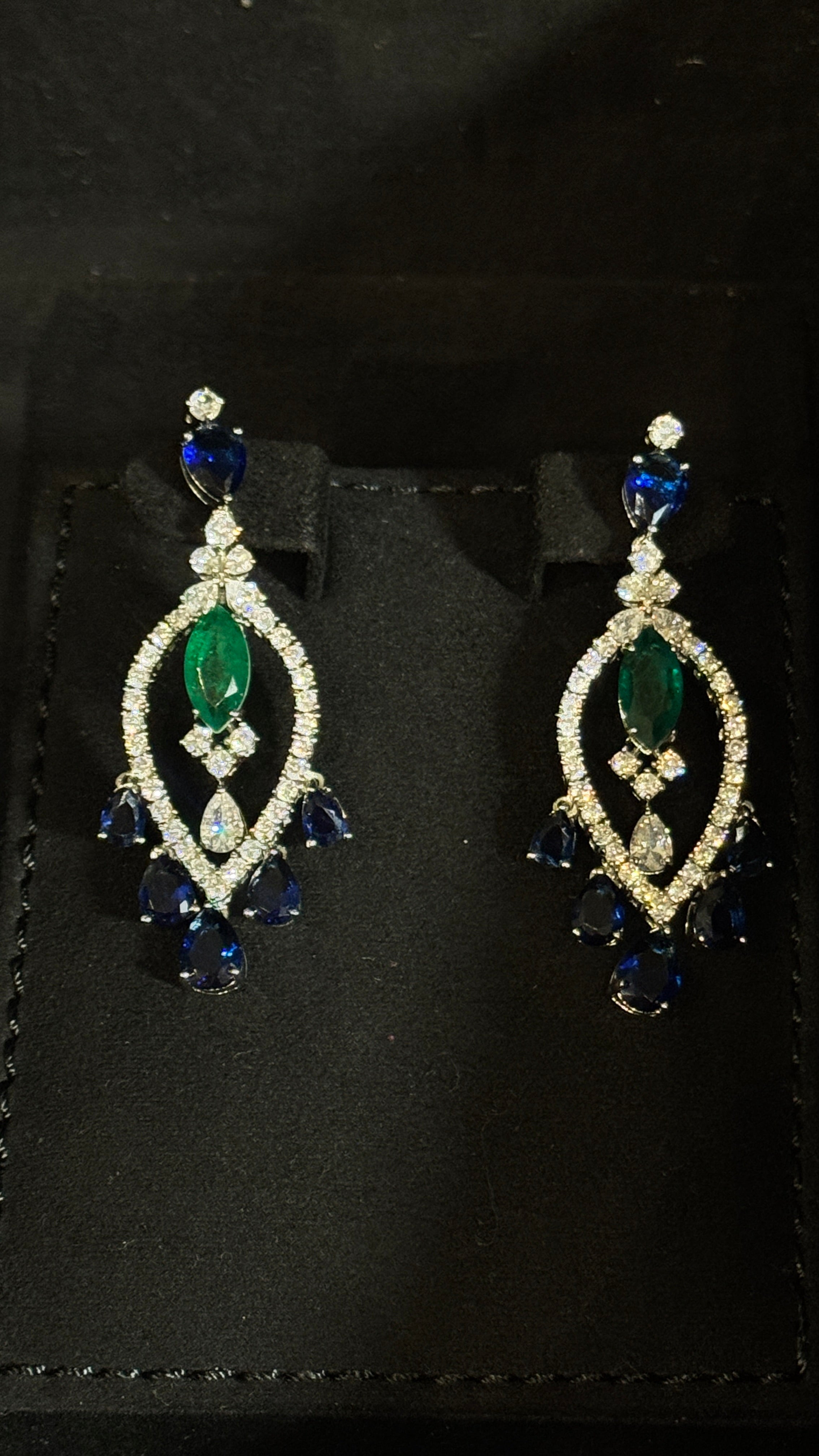 ALMAQAM | GREEN & BLUE