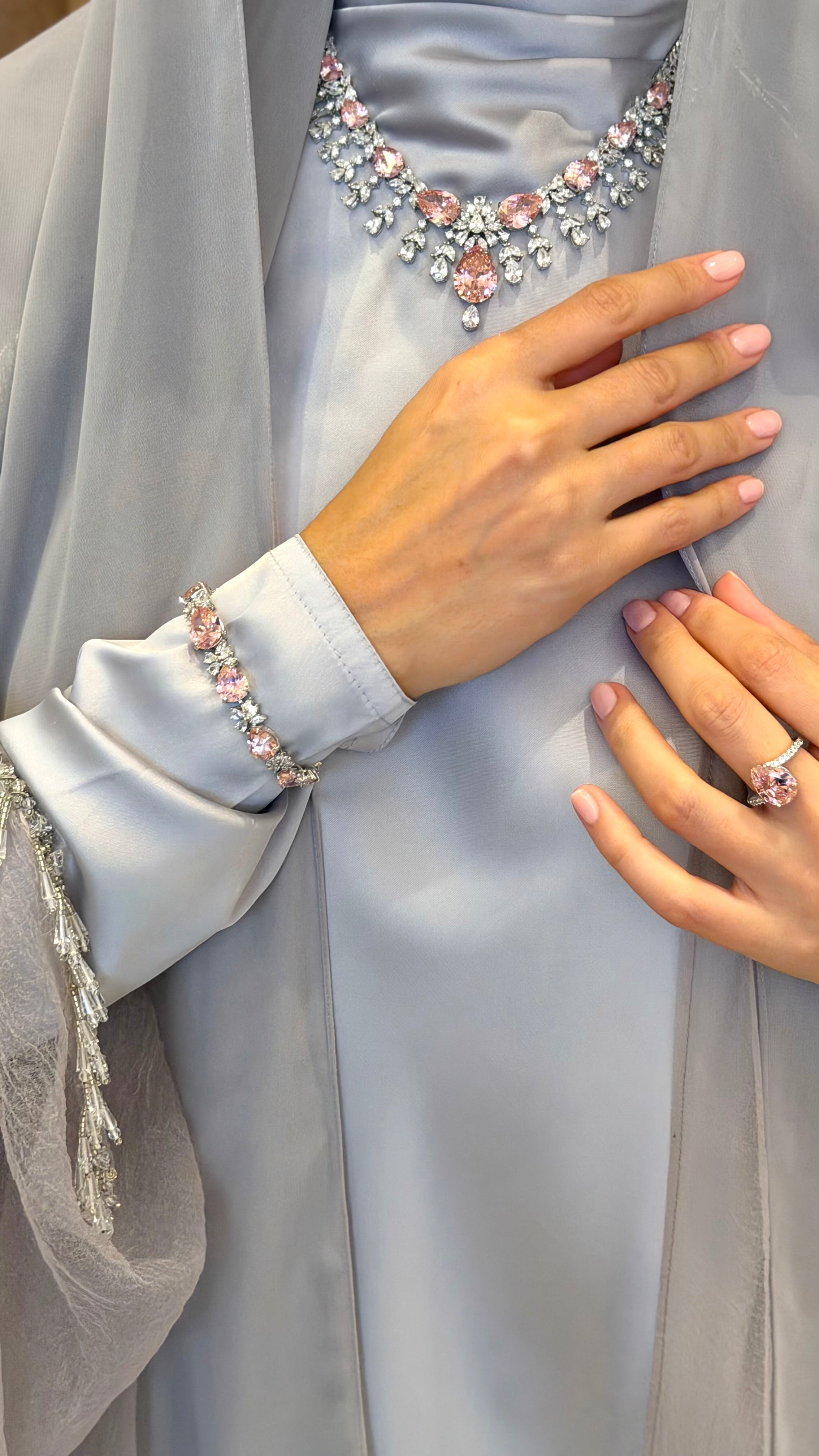 HELWAN | PINK