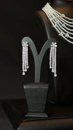 FLOWERS | LINES & WHITE