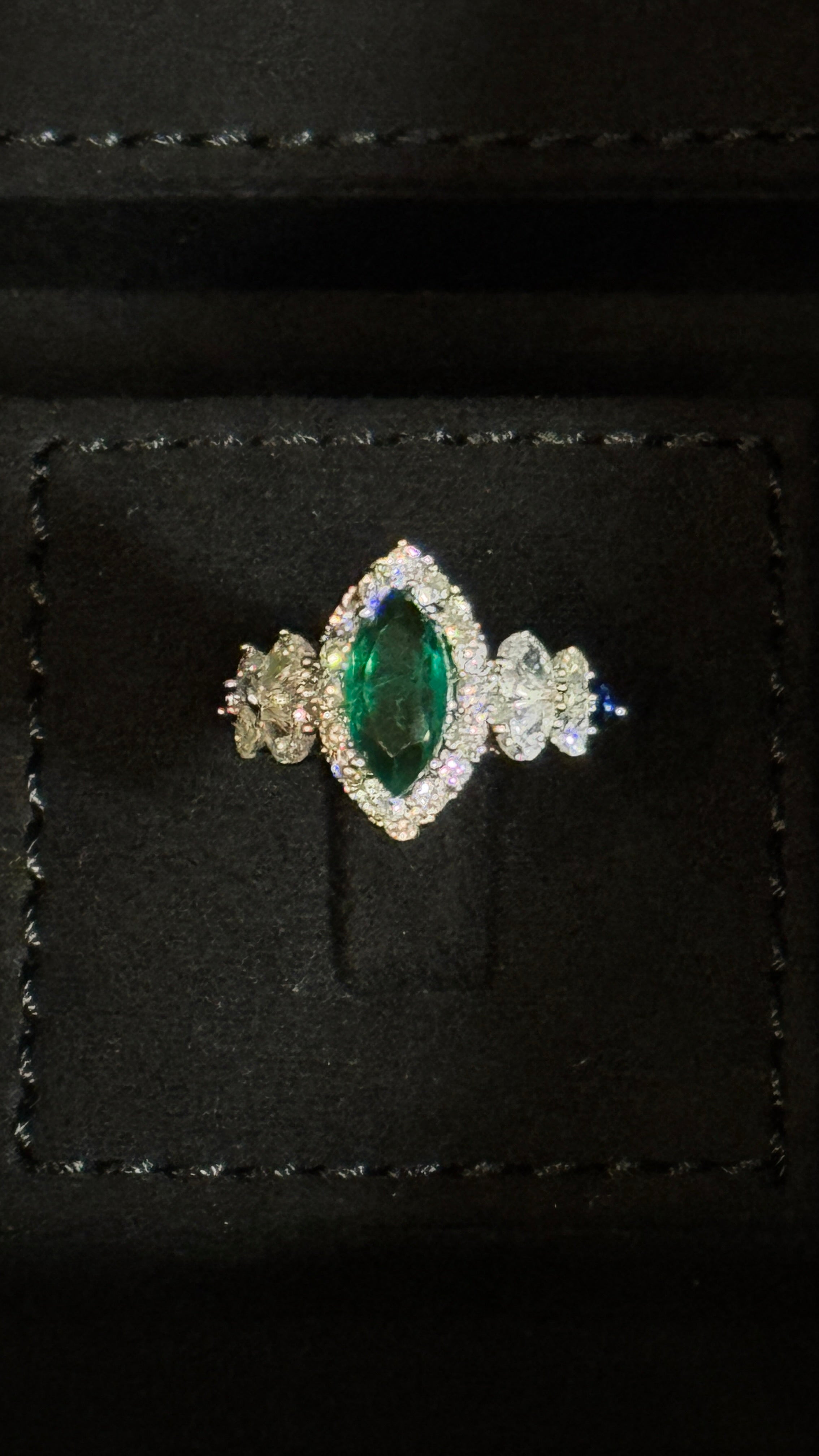 ALMAQAM | GREEN & BLUE