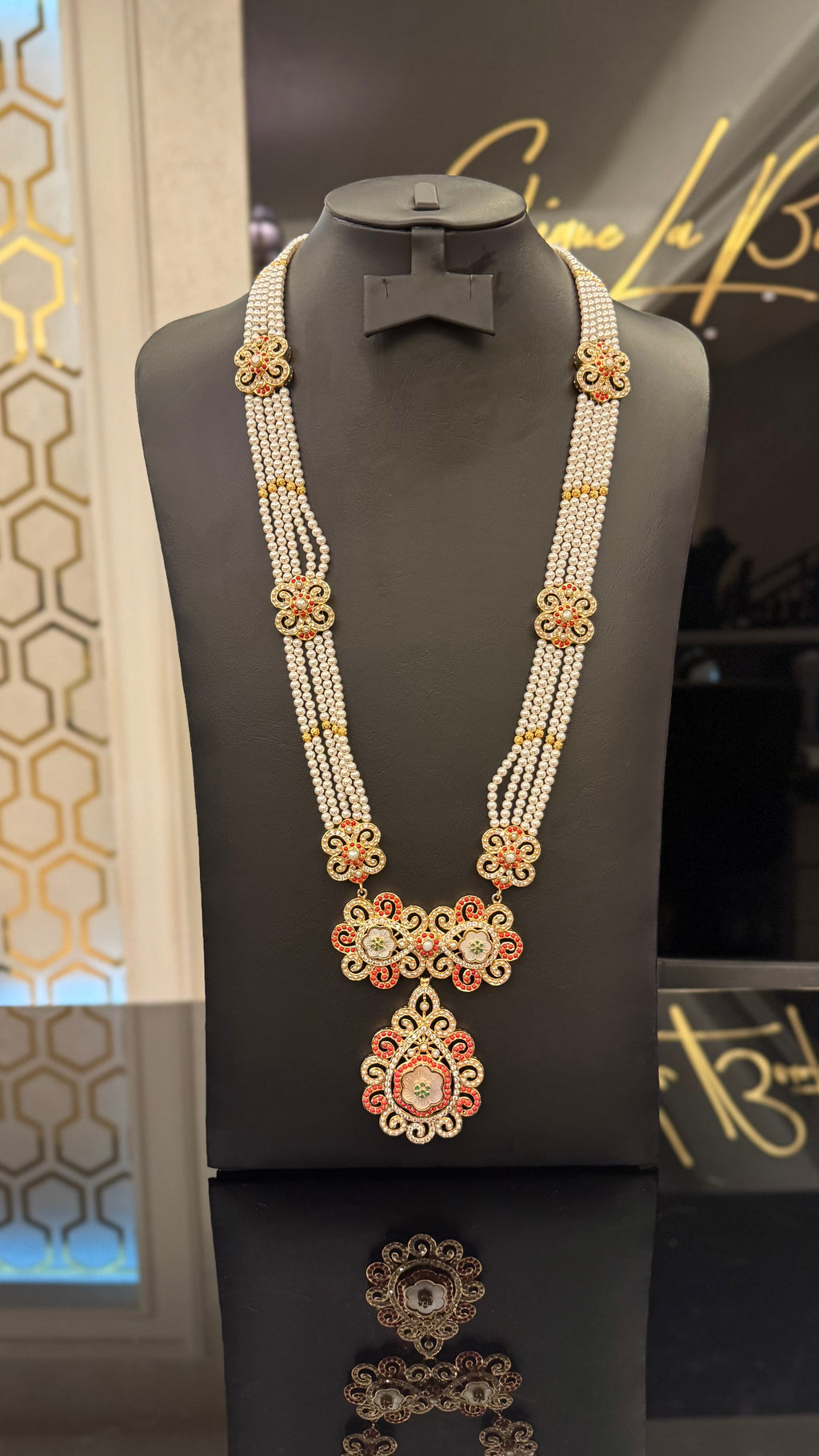 NO.036 | PEARLS & ORANGE