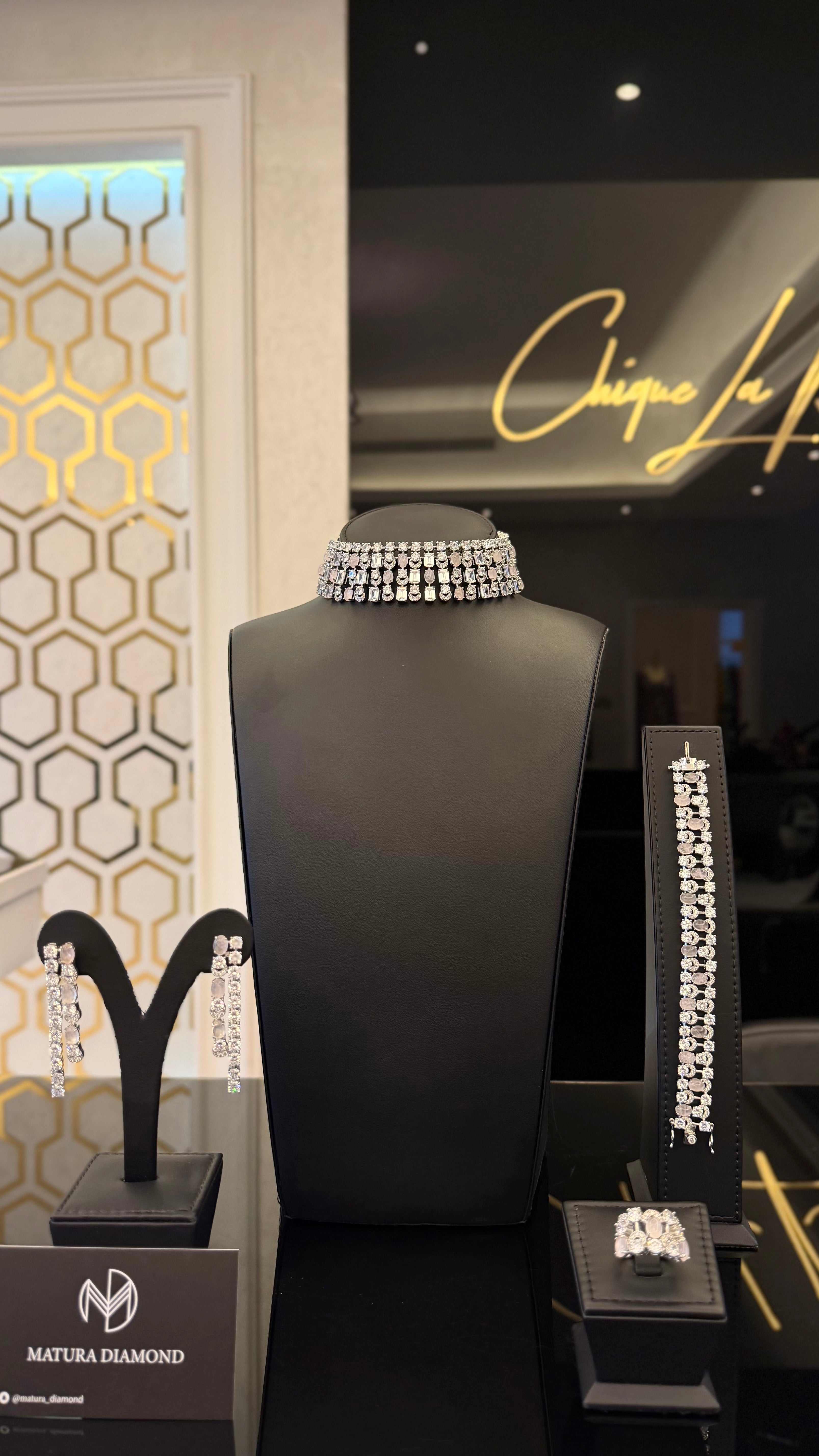 ALNOUF | ROZE QUARTZ & PINK