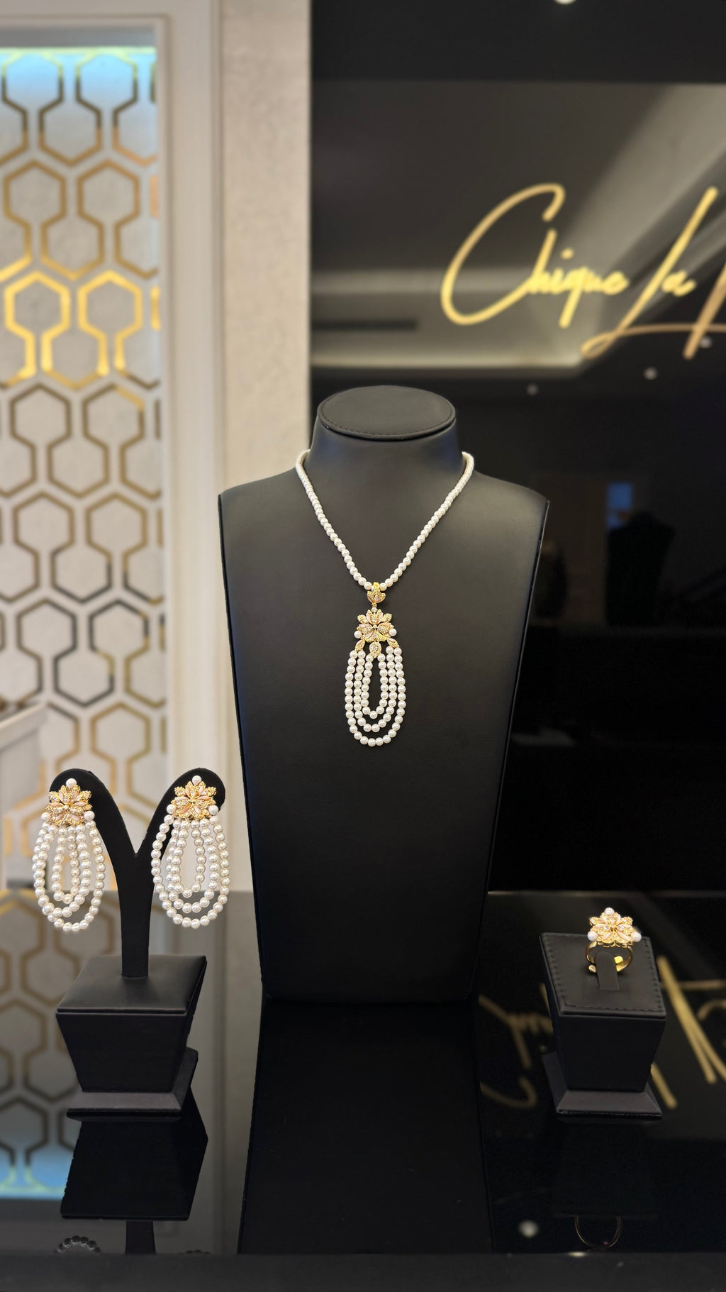 SILVER 048 | PEARLS & GOLDEN