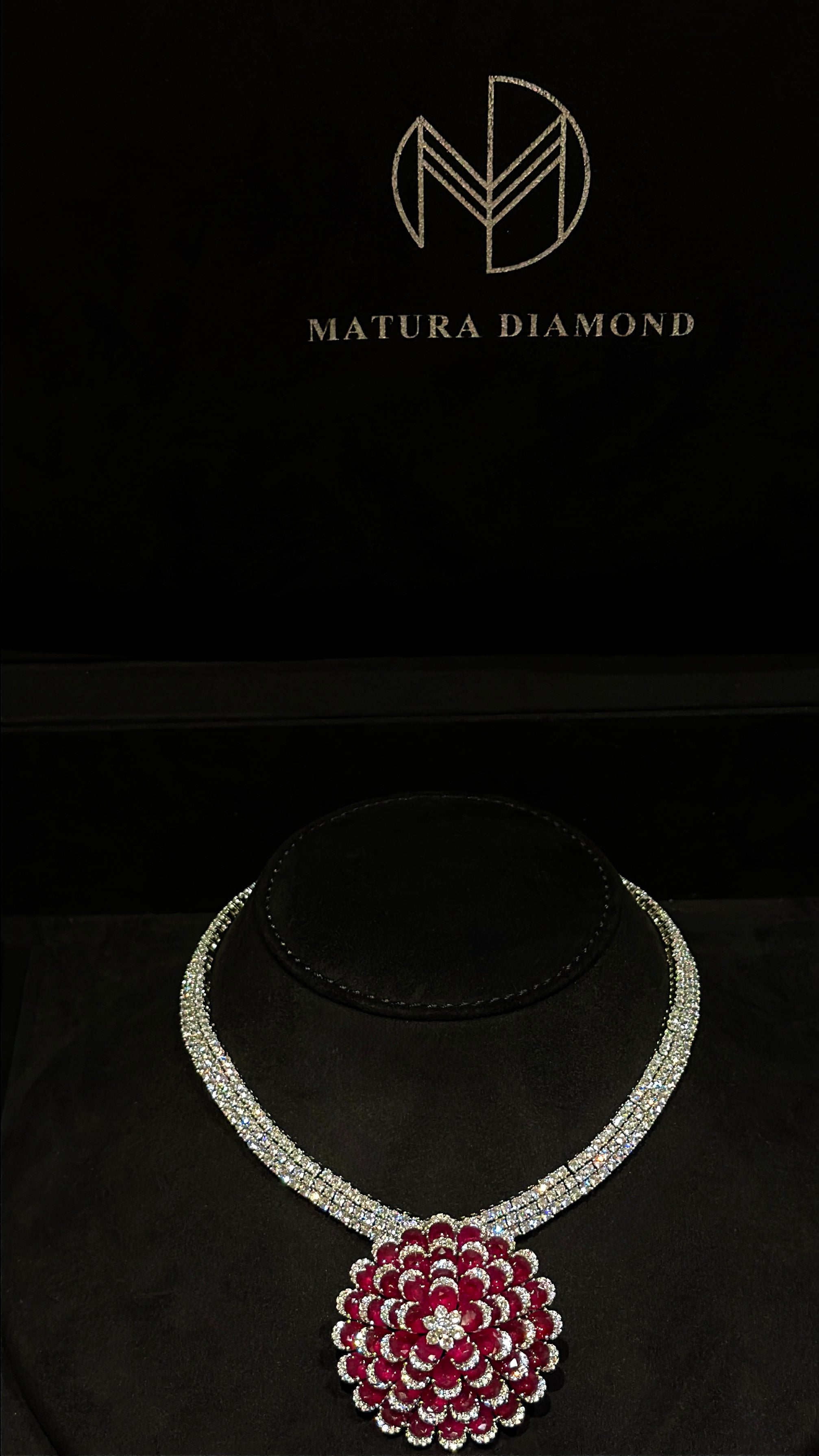 ALTWAR | RED & FLOWERS