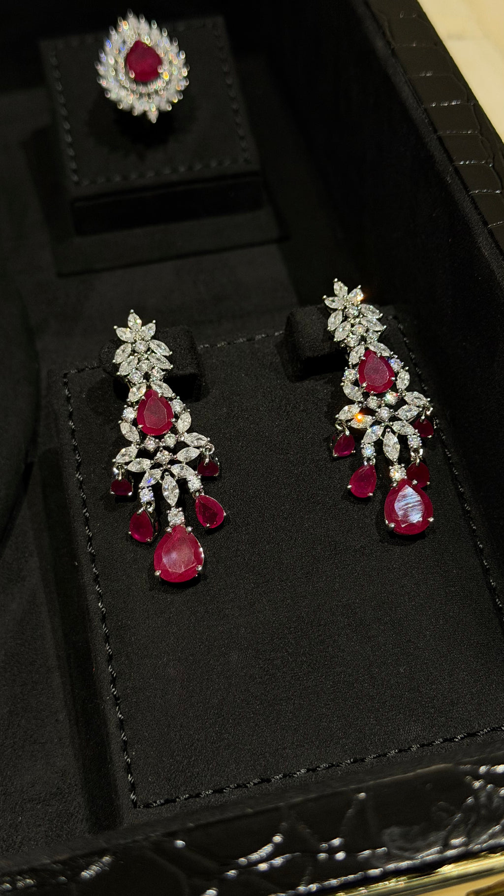 ALWEGAN | RED
