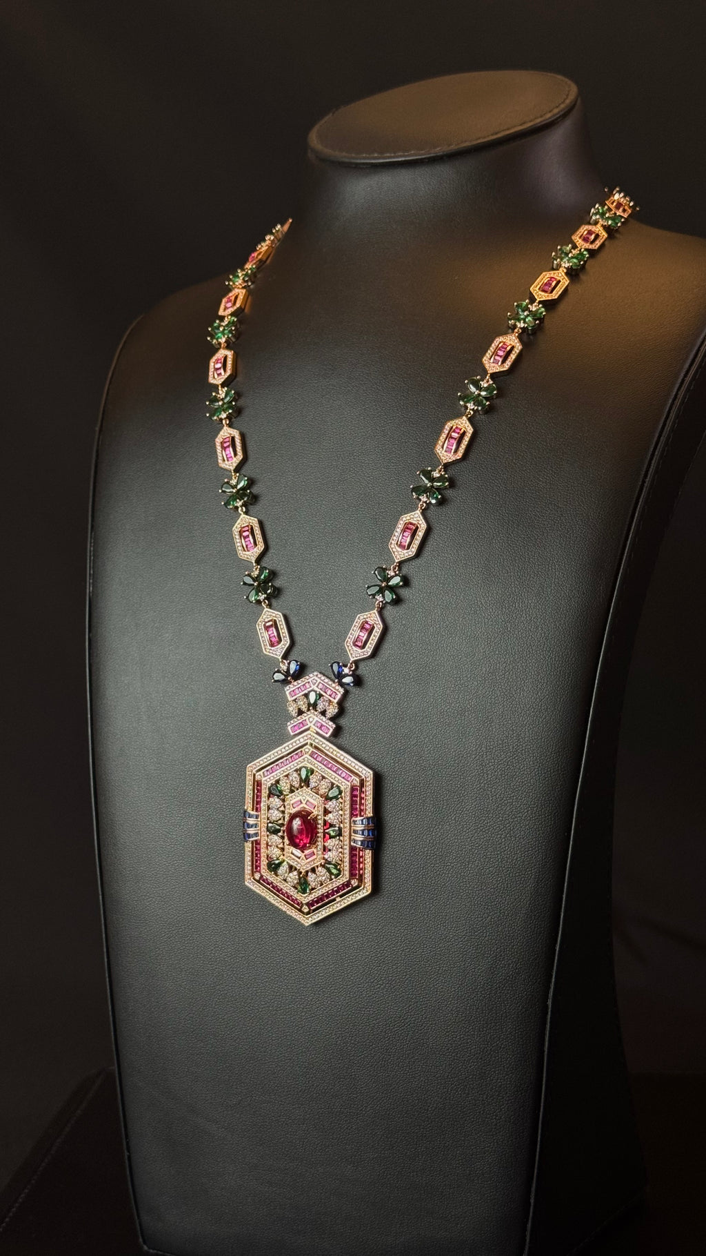 NAD SHAMMA | RED & BLUE