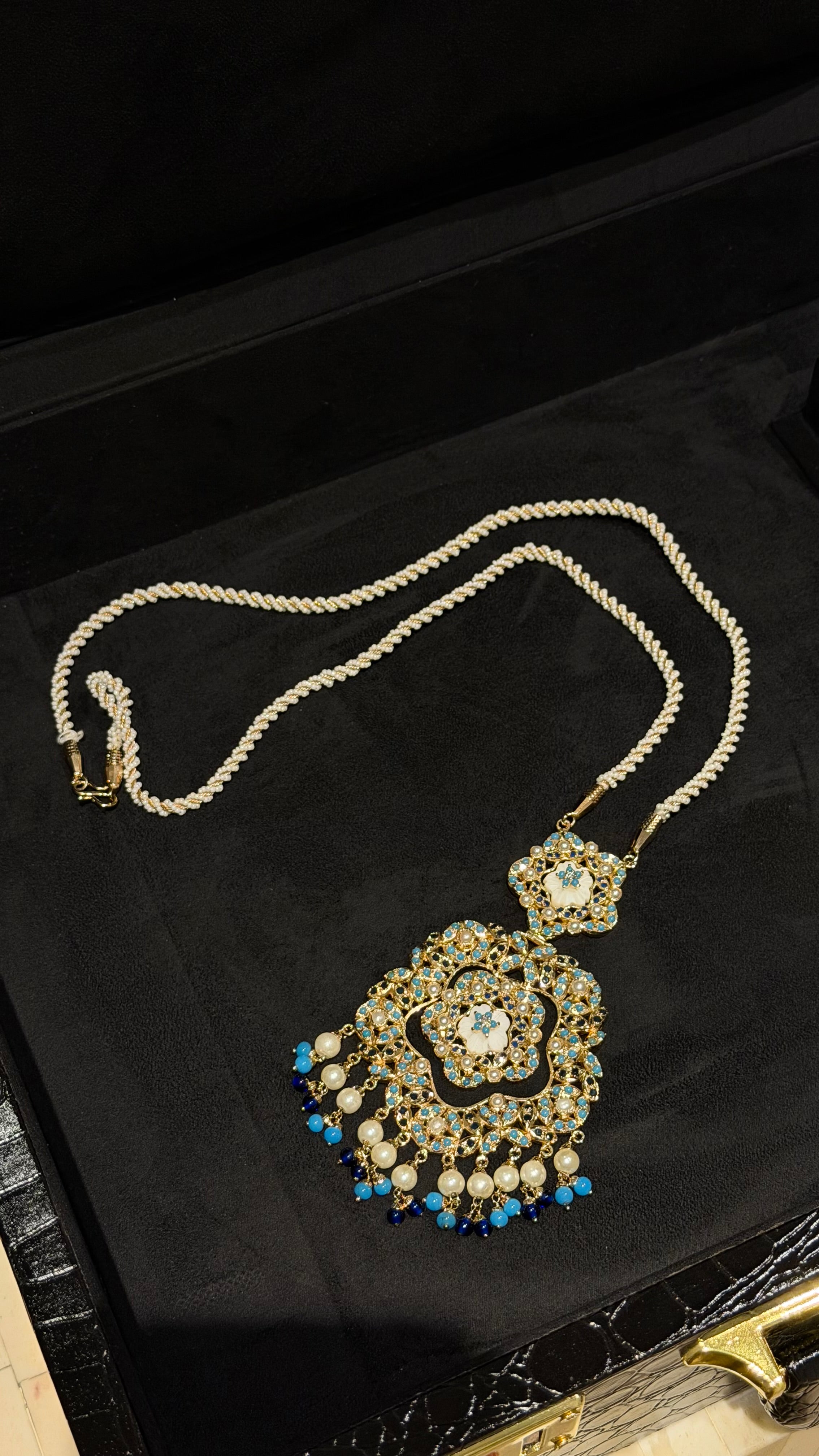 NO.020 (2) | PEARLS & TUR & GOLDEN