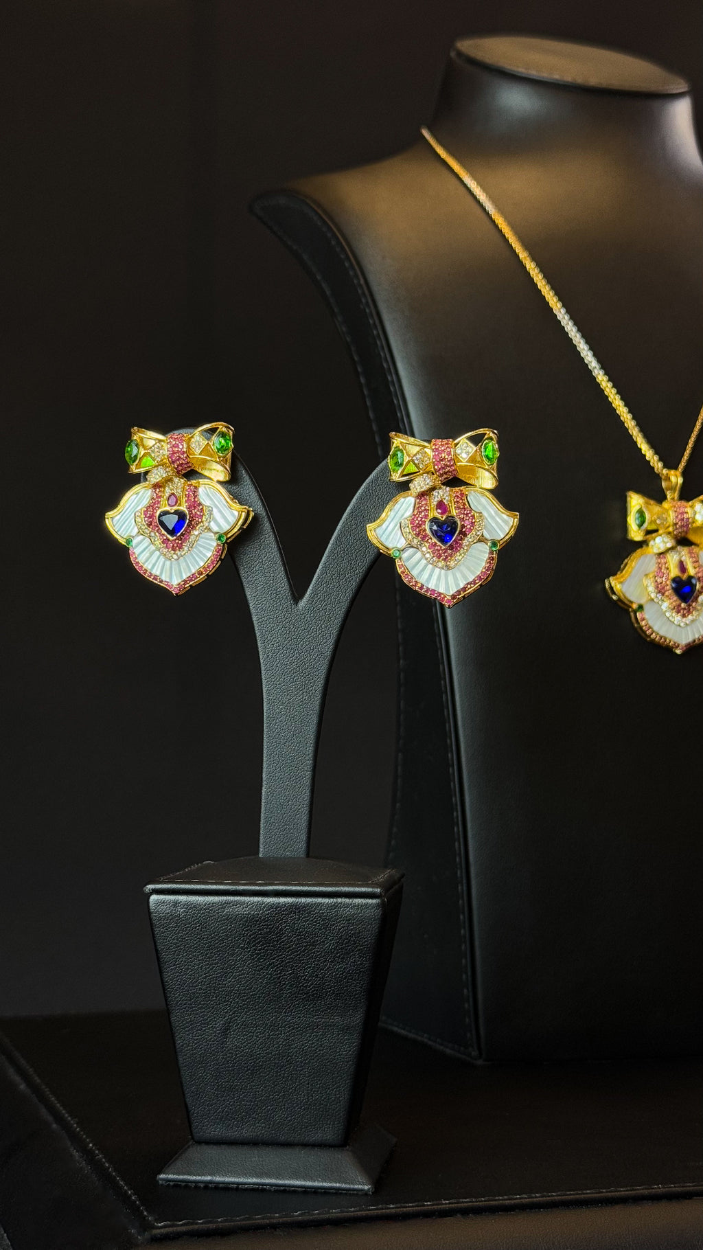 VINTAGE NO.1 | SILVER & GOLDEN