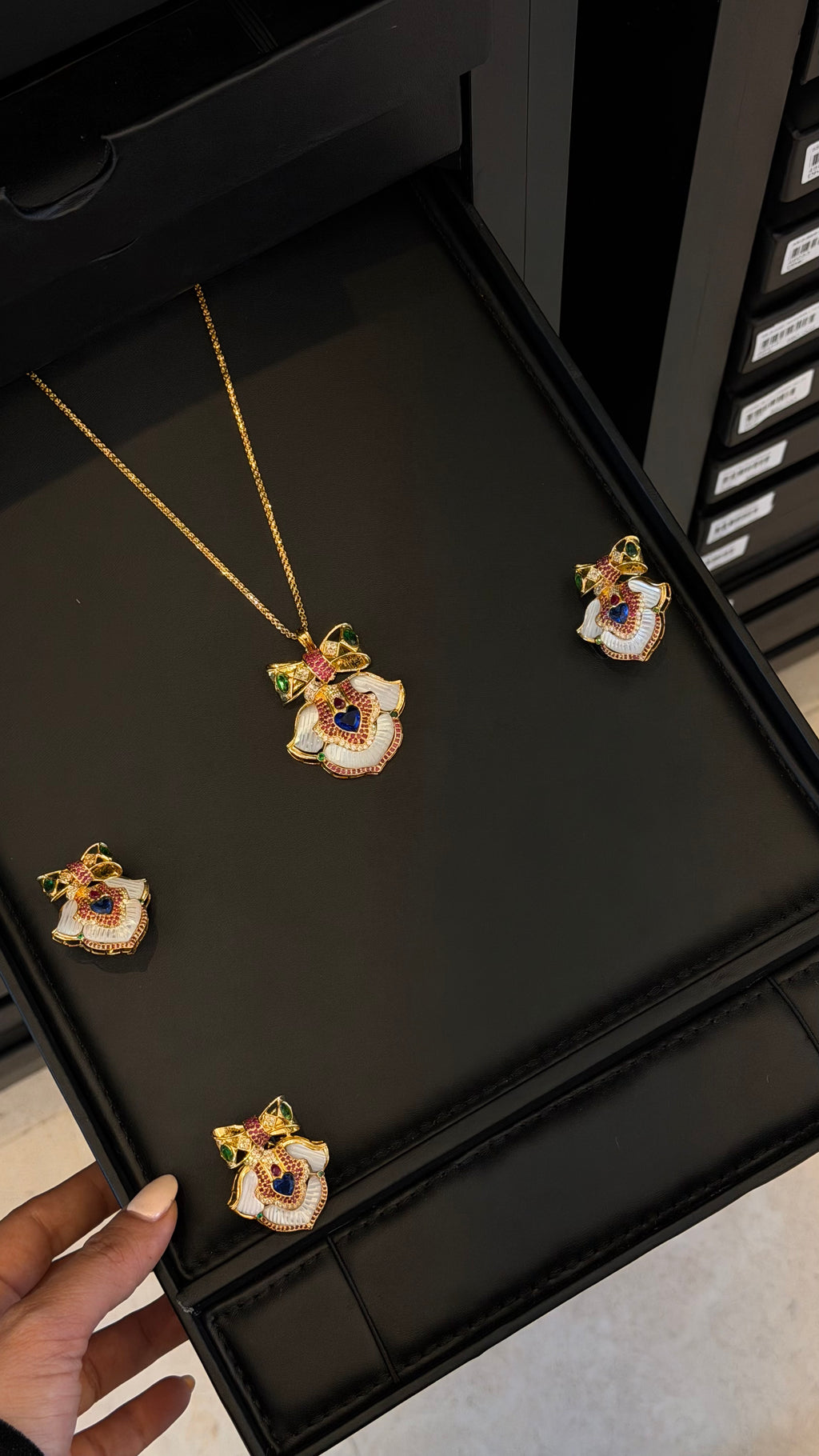 VINTAGE NO.1 | SILVER & GOLDEN