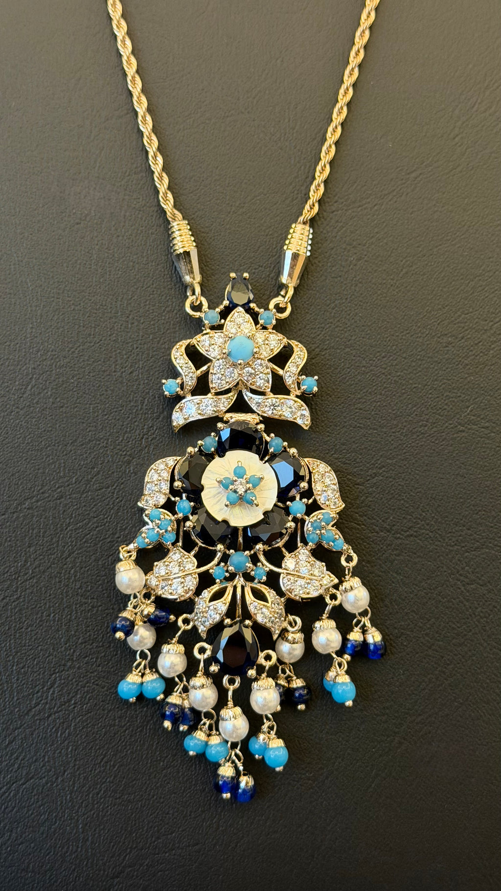 NO.080 | BLUE & TUR