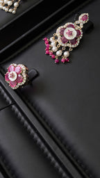 NO.050 | RED & FLOWERS & PEARLS