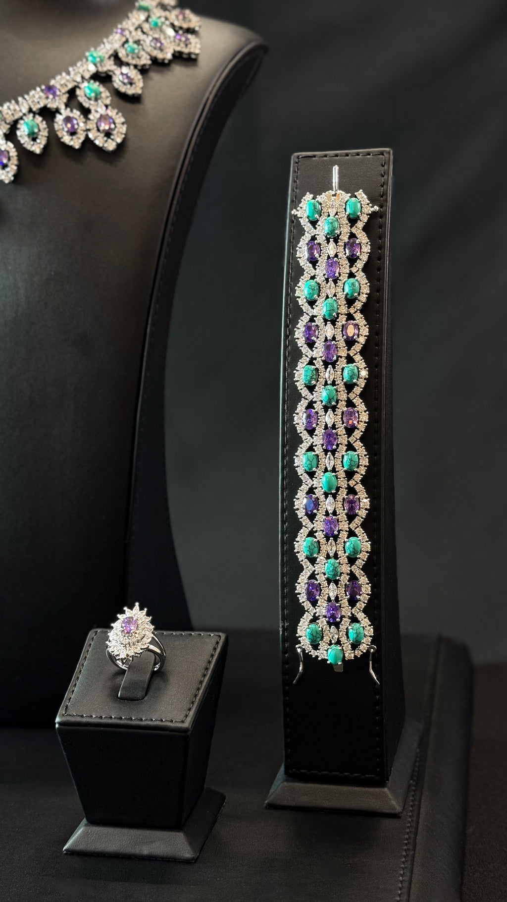 ALRAFAA | PURPLE & TURQUOISE