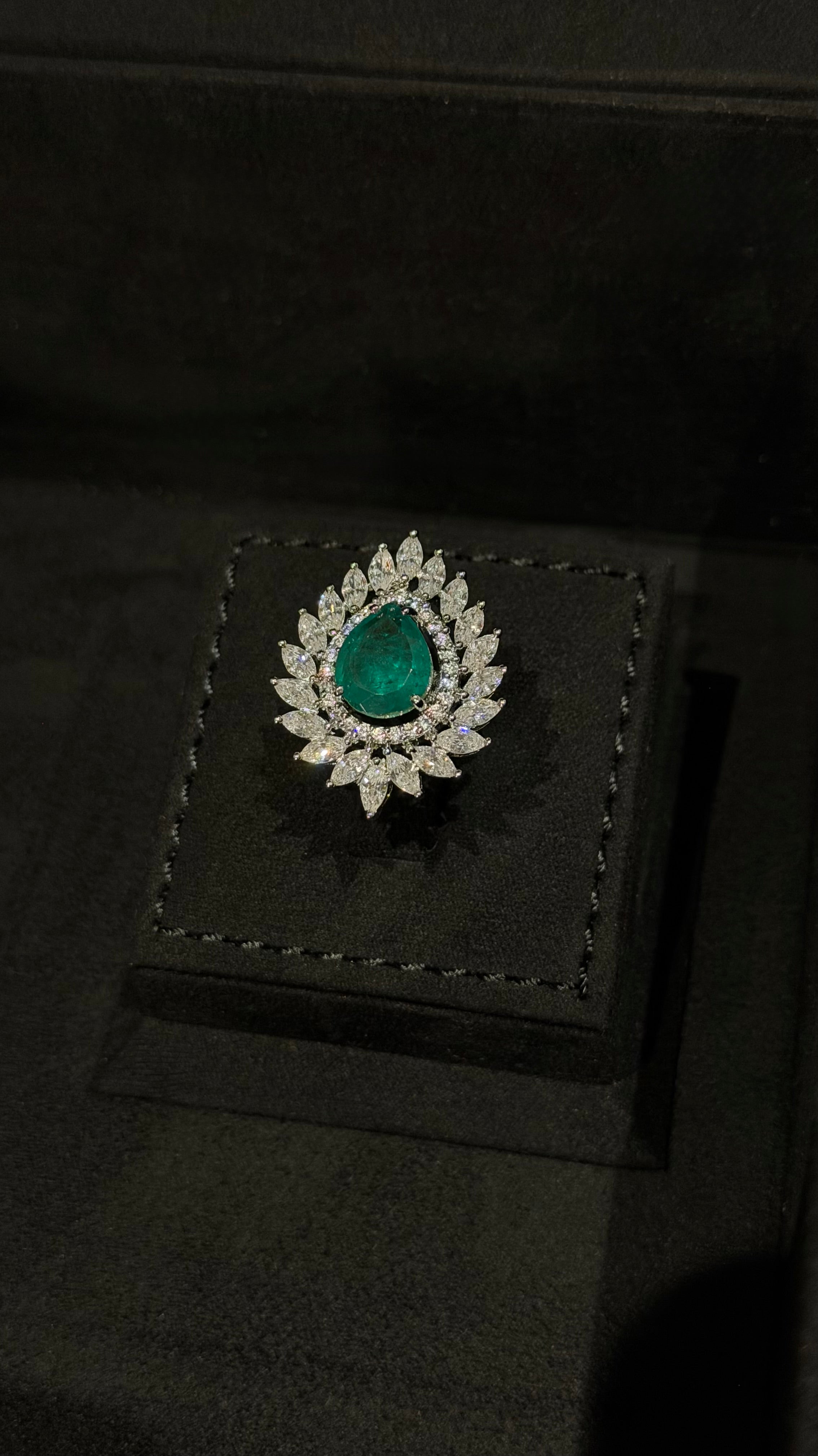 ALWEGAN | GREEN