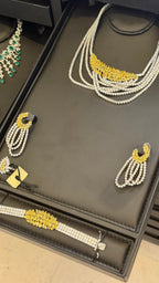 ALMIZHAR 2 | WHITE & YELLOW