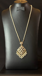 NO.026 | PEARLS & GOLDEN