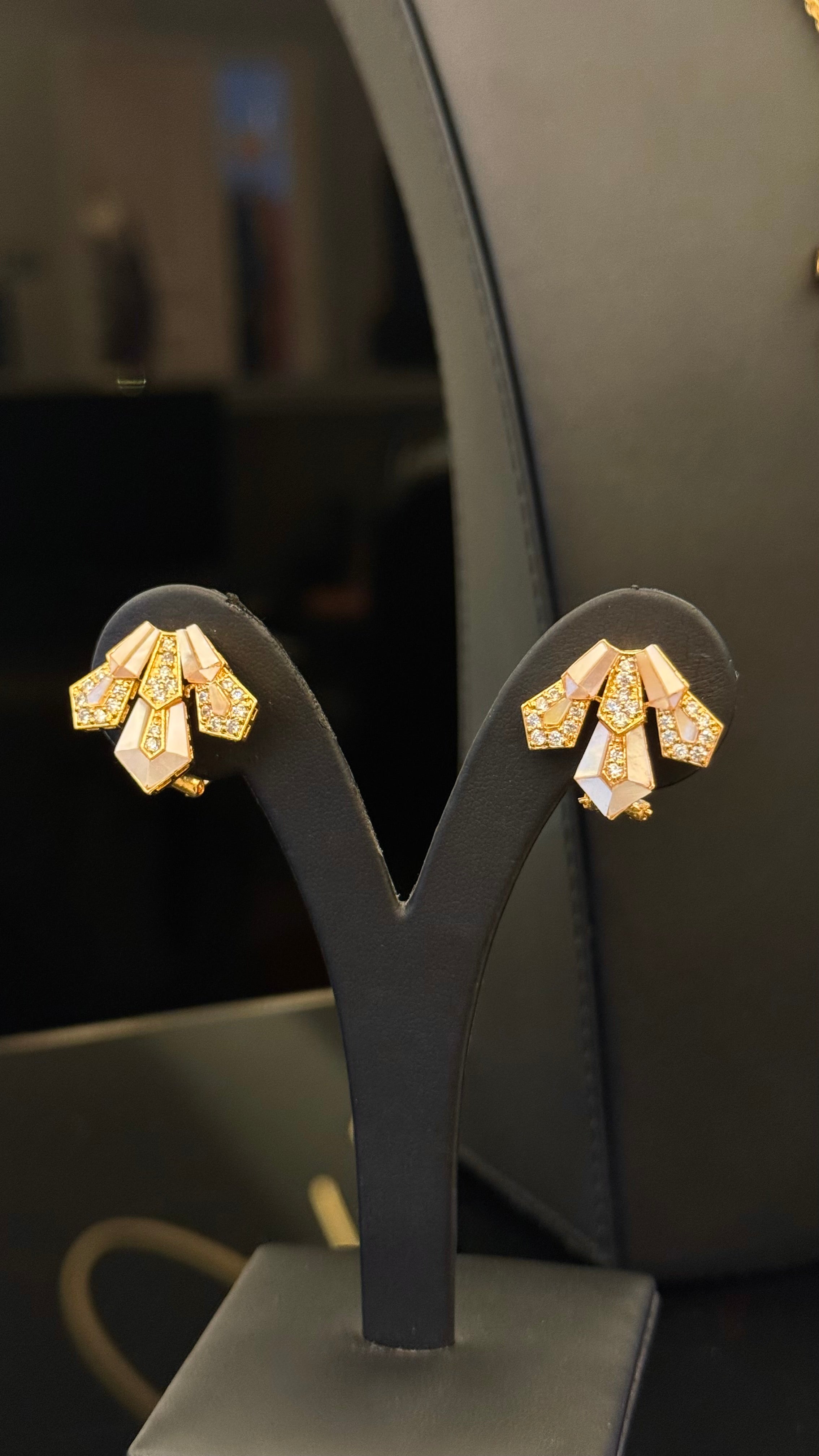 SILVER 047 | CHAIN & GOLDEN