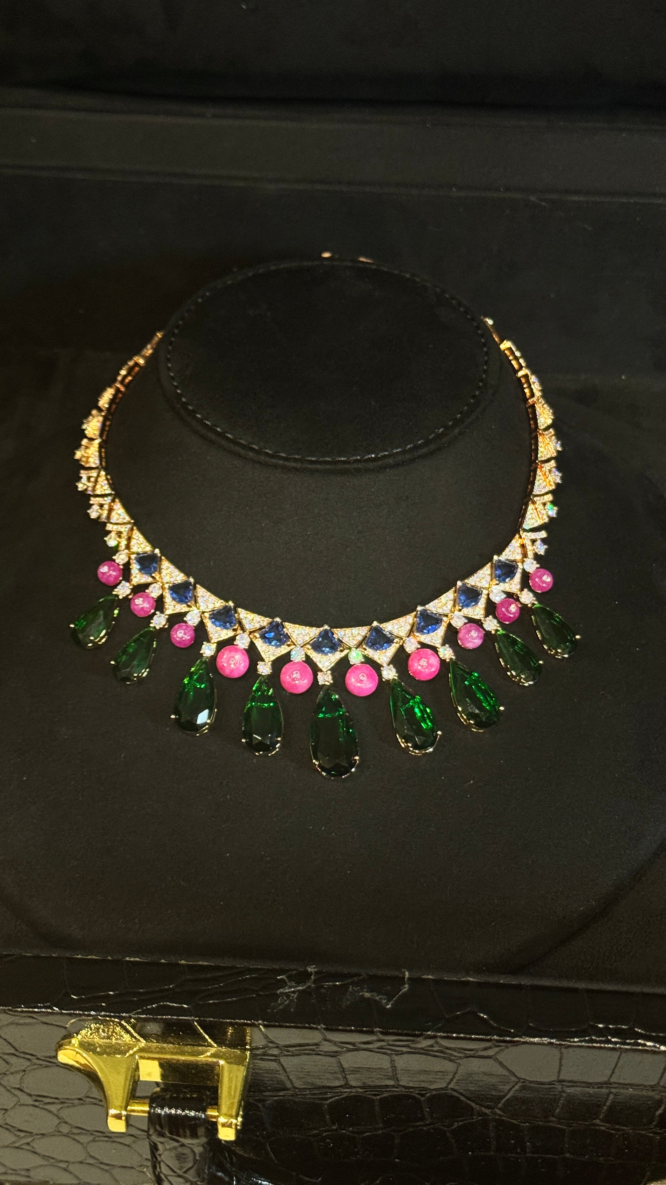 FL17 | GREEN & PINK