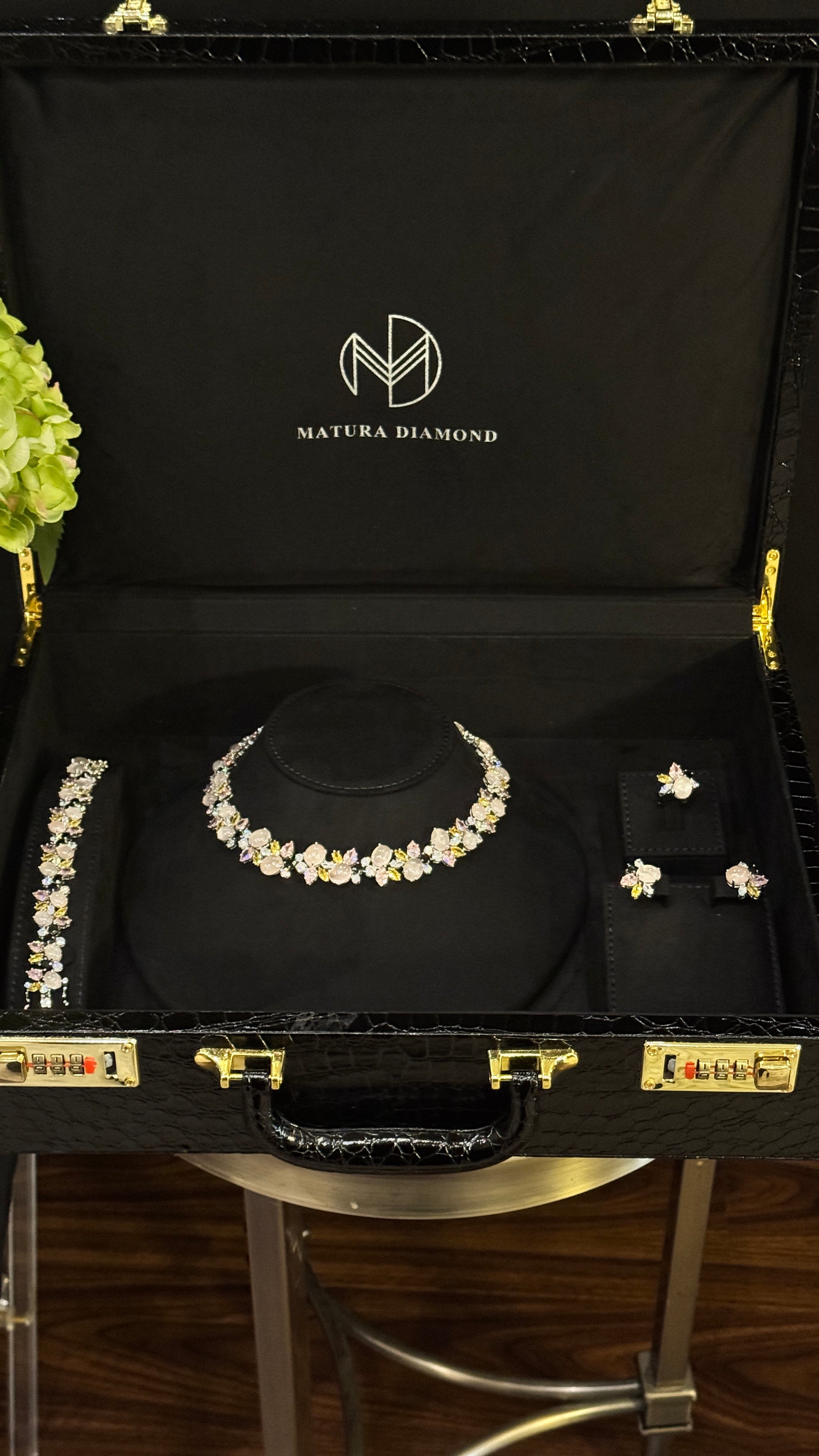 ALMUTAINA | PINK & ROZE QUARTZ