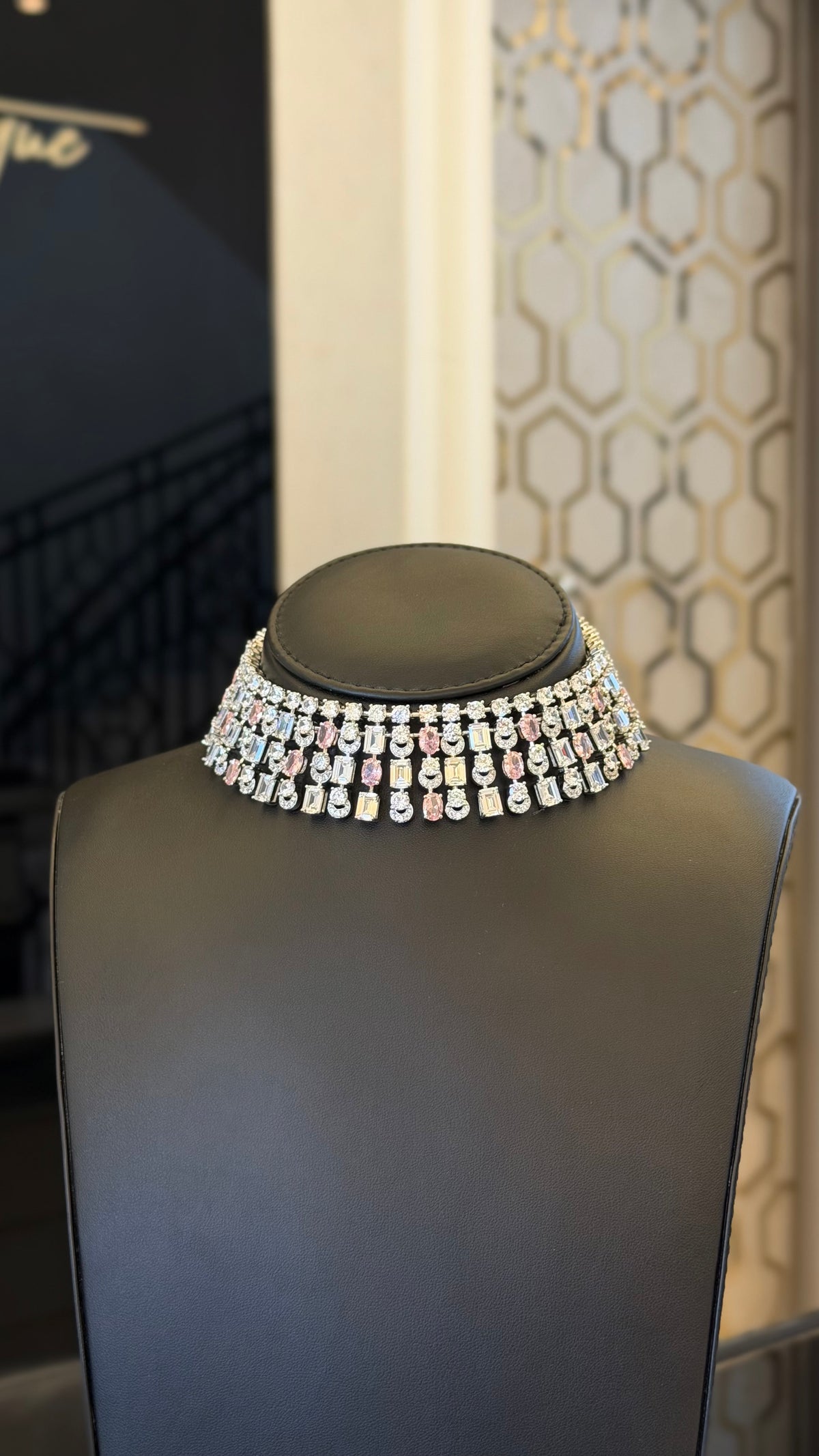 CHOKER ALNOUF | PINK