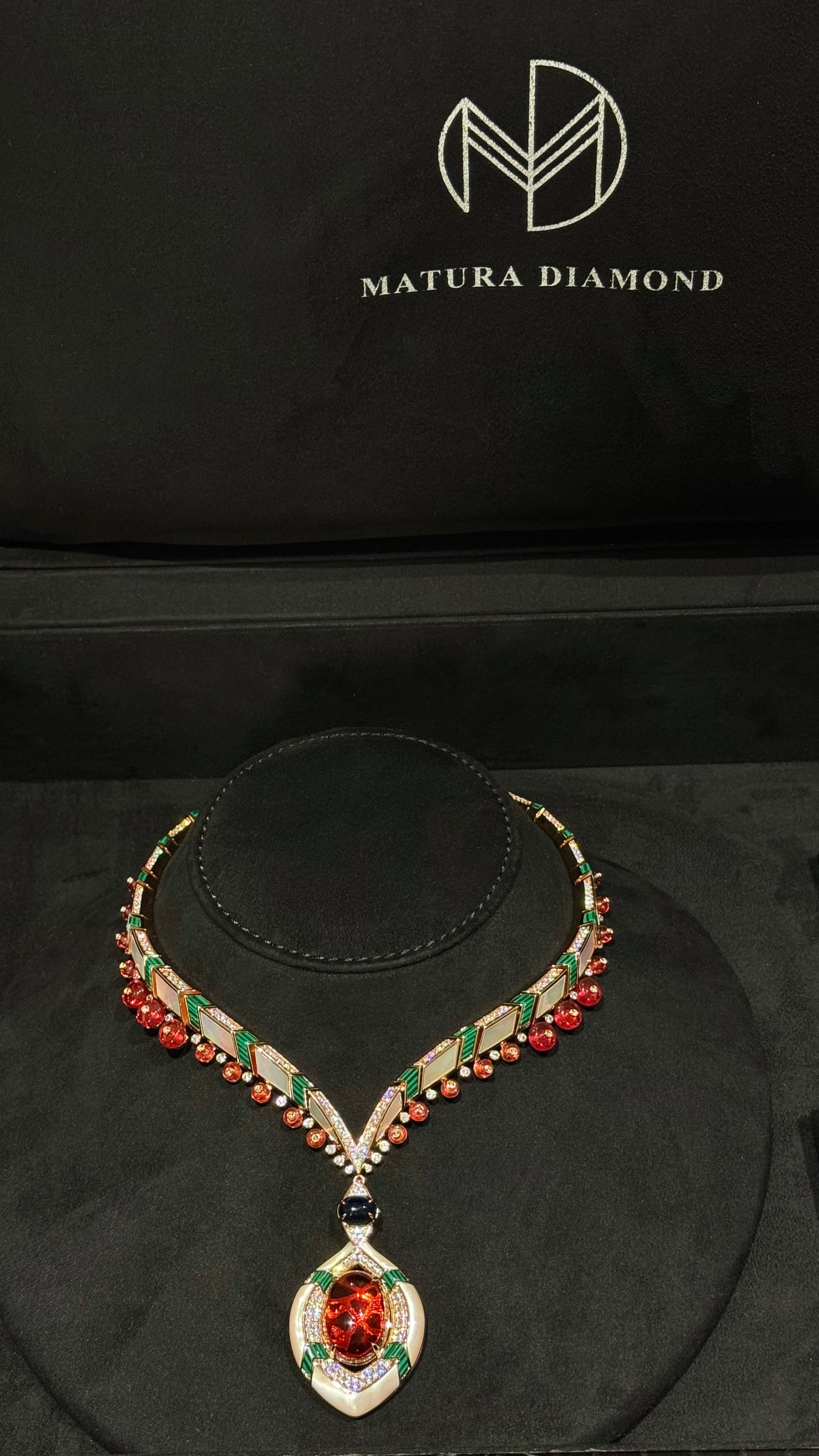 MILEHAH | RED & WHITE & GREEN