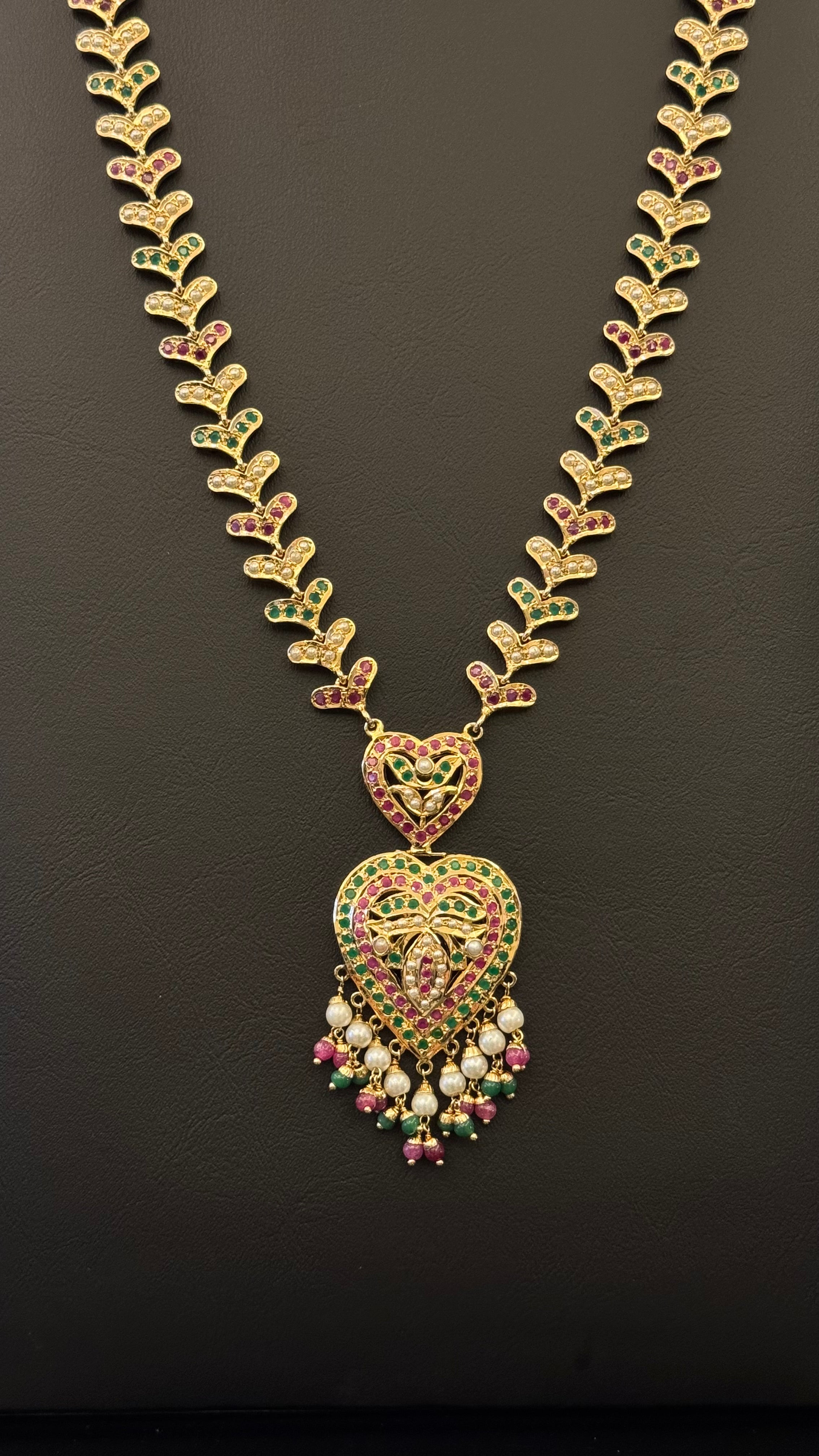 NO.048 | HEART & GOLDEN