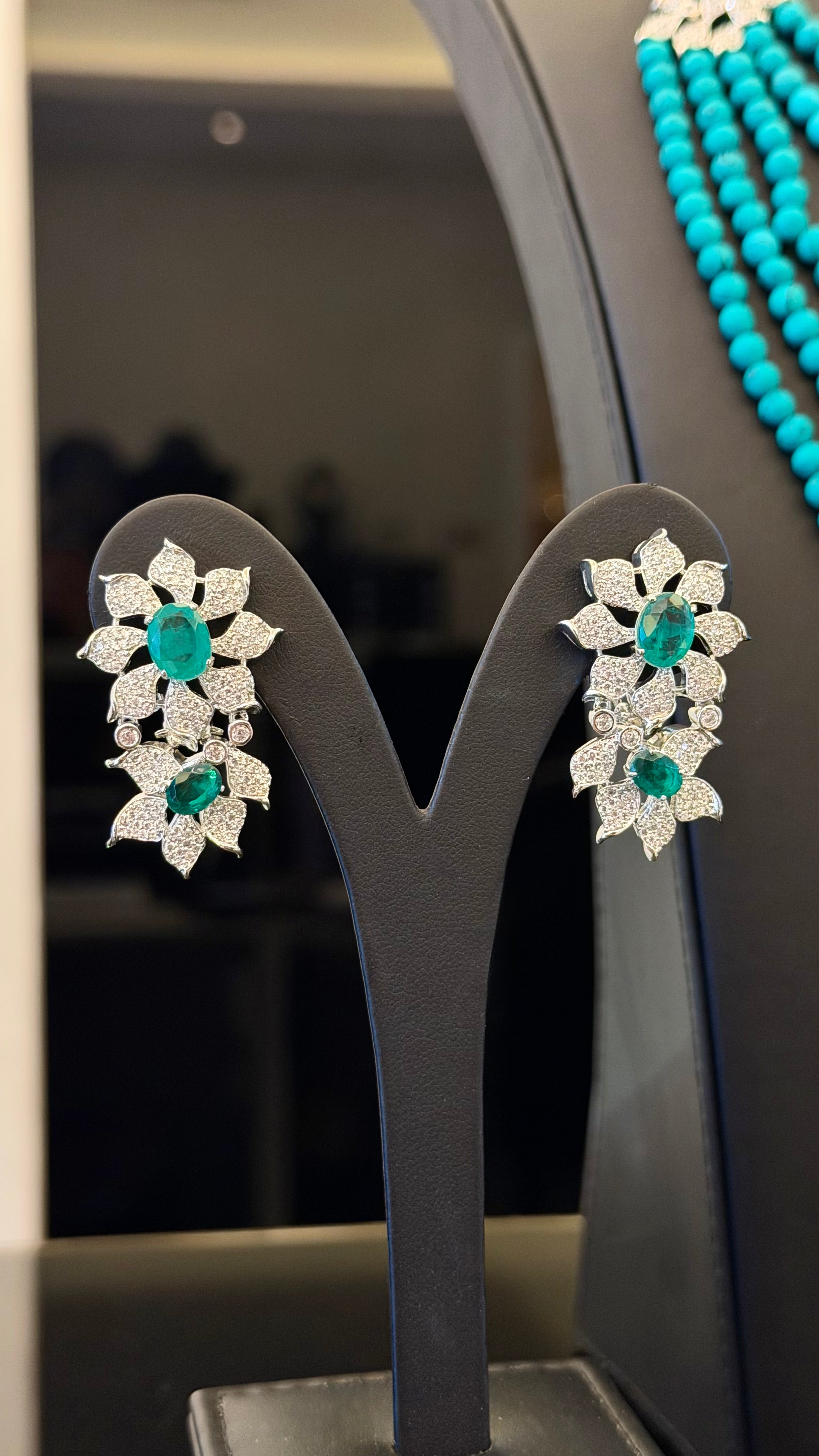 ALKUWAITAT | TURQUOISE