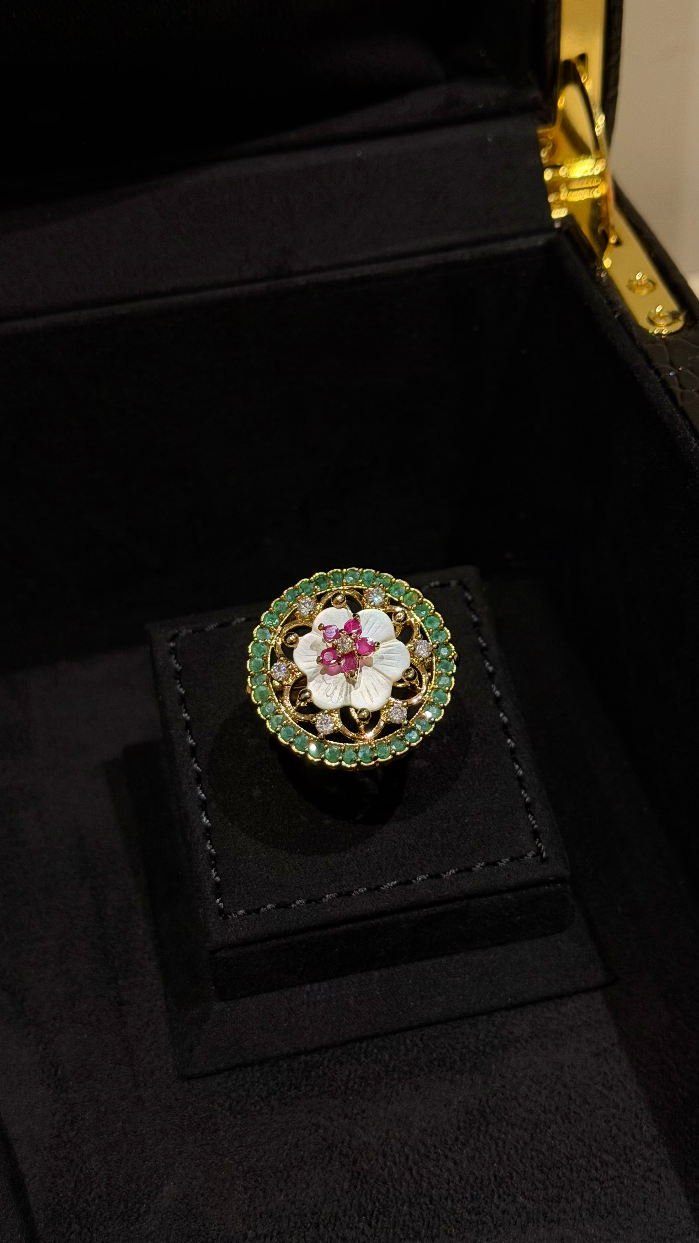 NO.059 | CHOKER & RED & GREEN