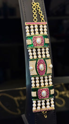 NO.037 | RED & GREEN