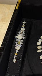 DEIRA | MO PEARL & WHITE