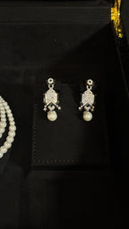 PEARLS-008 | BLACK