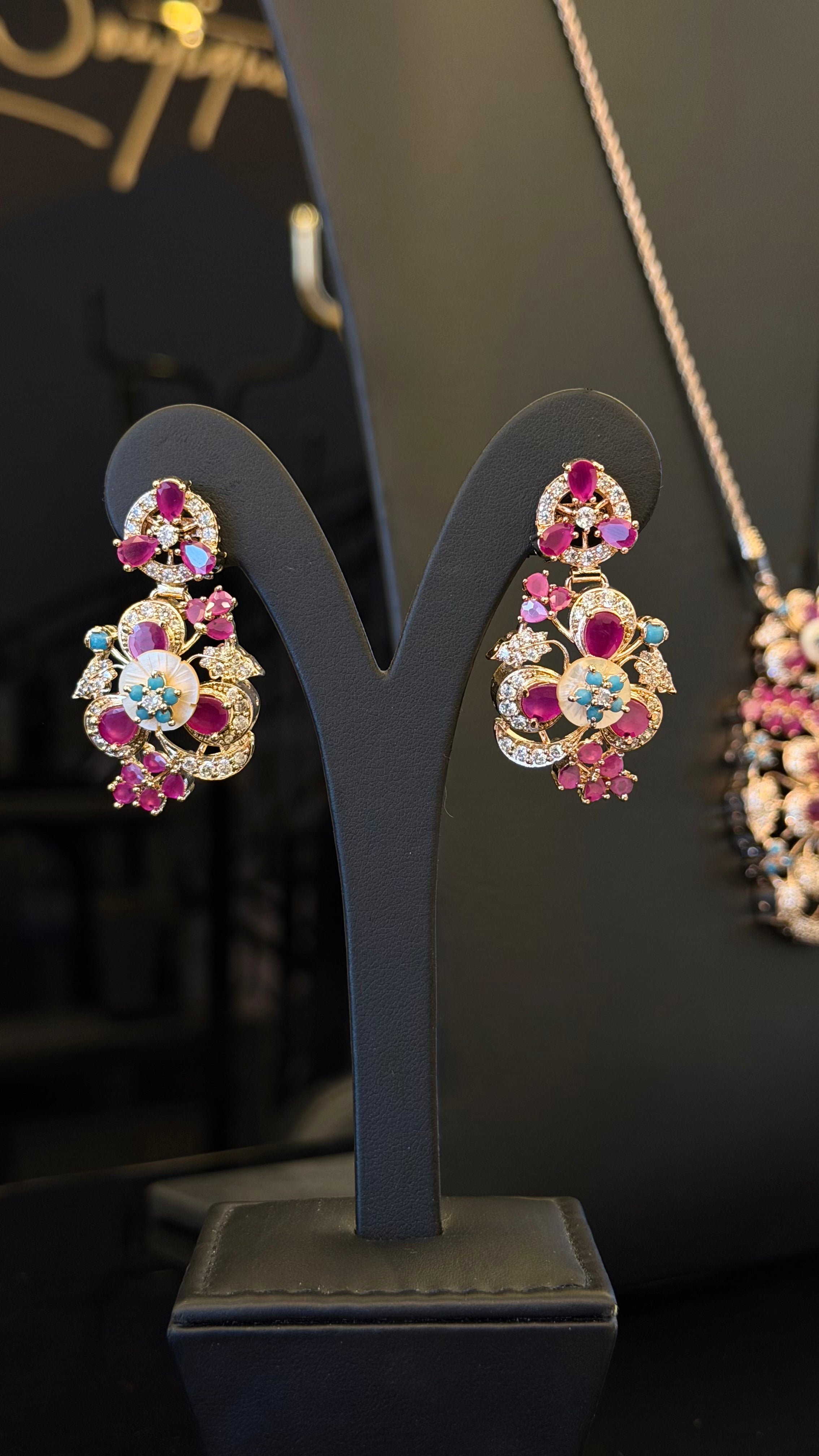 NO.041 | PINK & GOLDEN